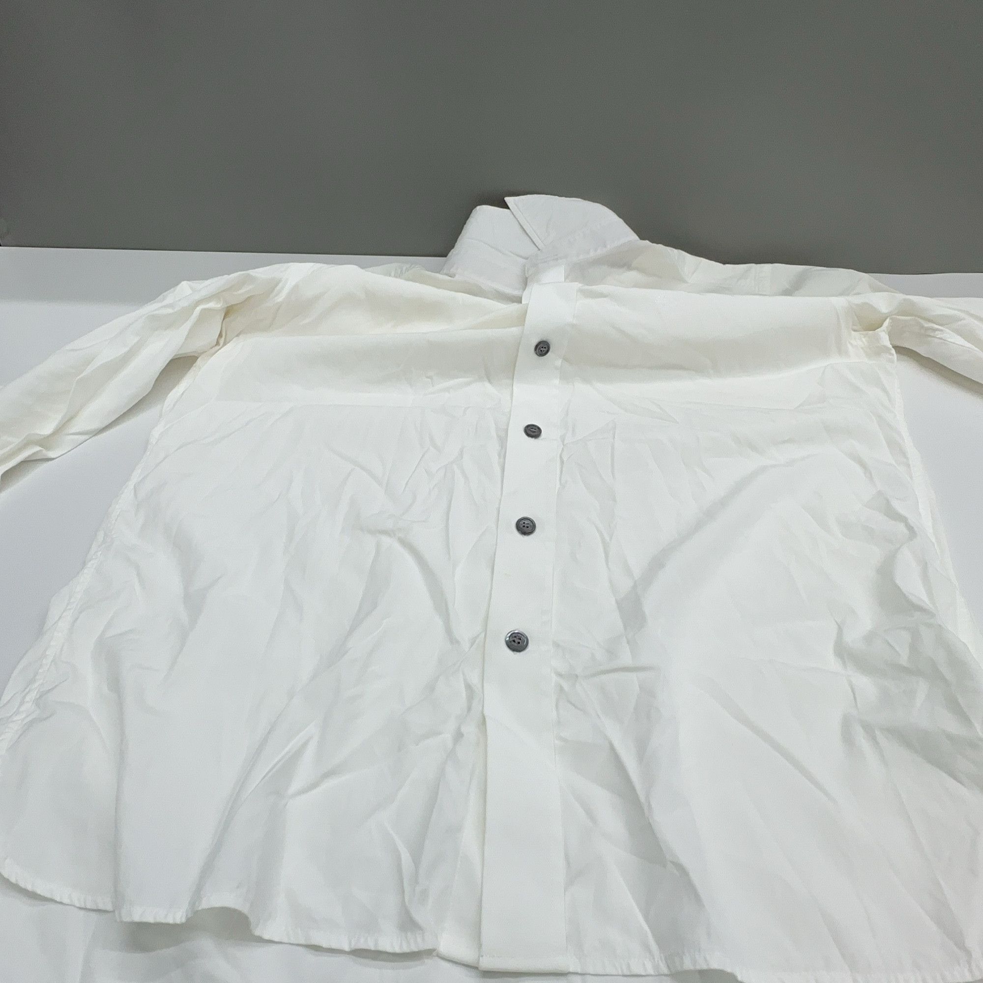 Burberry Burberry Logo Button Up Shirt Size M Size US M / EU 48-50 / 2 - 9 Thumbnail