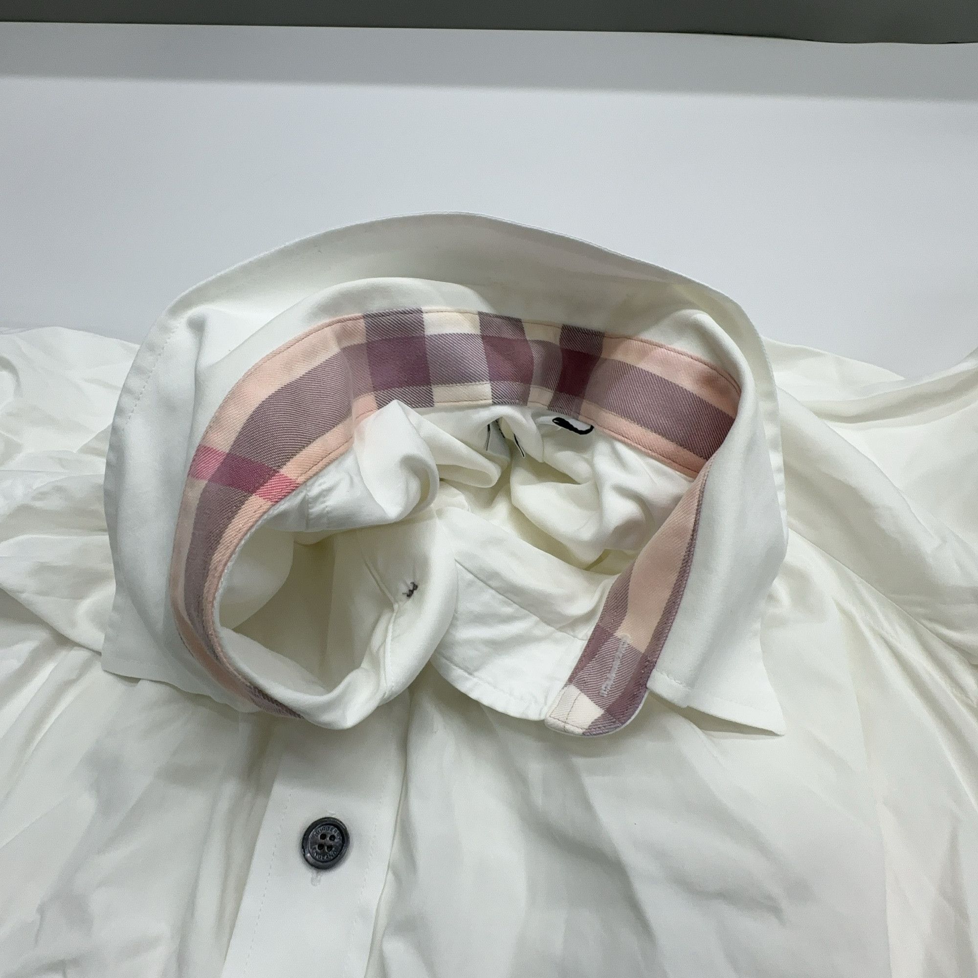 Burberry Burberry Logo Button Up Shirt Size M Size US M / EU 48-50 / 2 - 5 Thumbnail