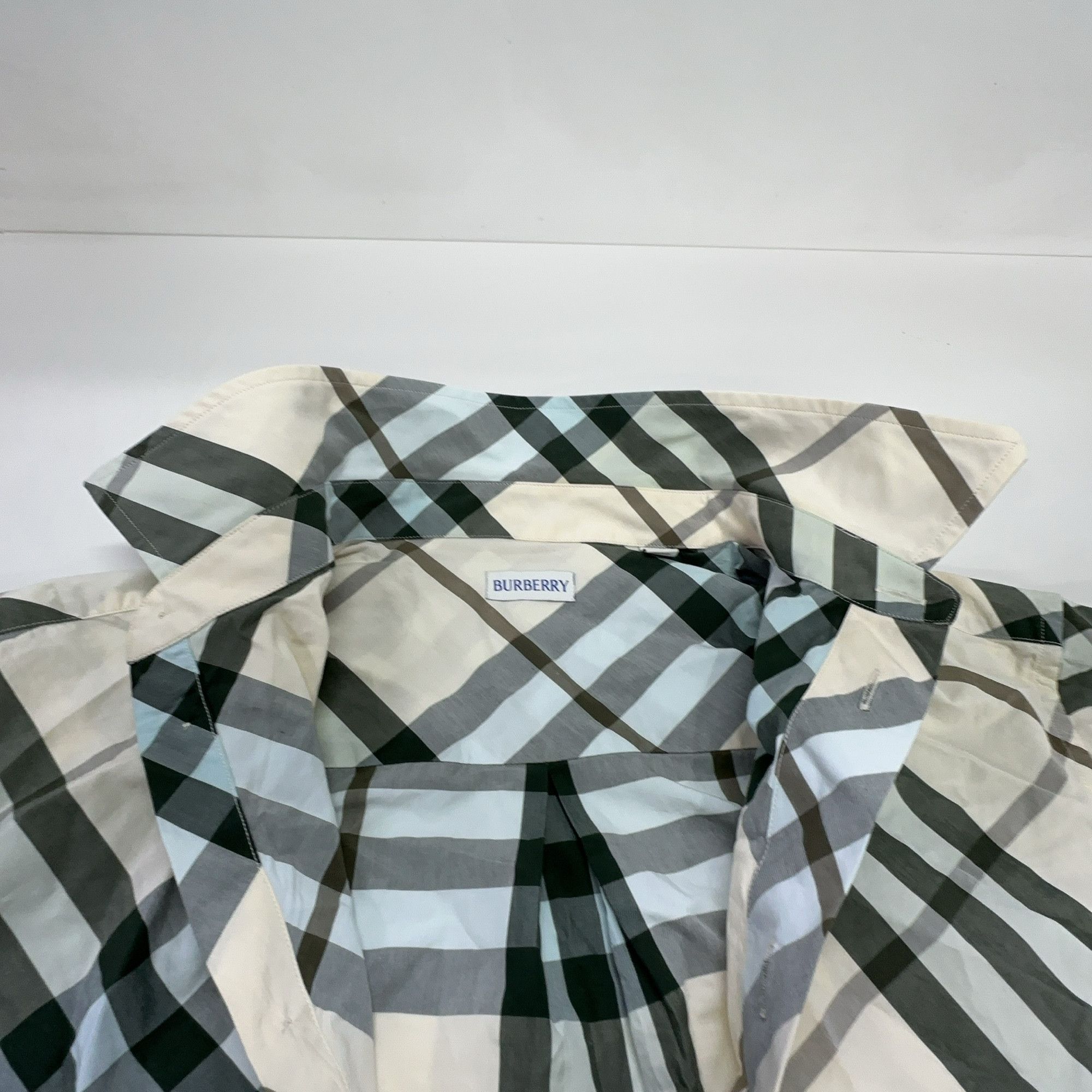 Burberry Burberry Check Print Button Up Shirt Size M Size US M / EU 48-50 / 2 - 6 Thumbnail