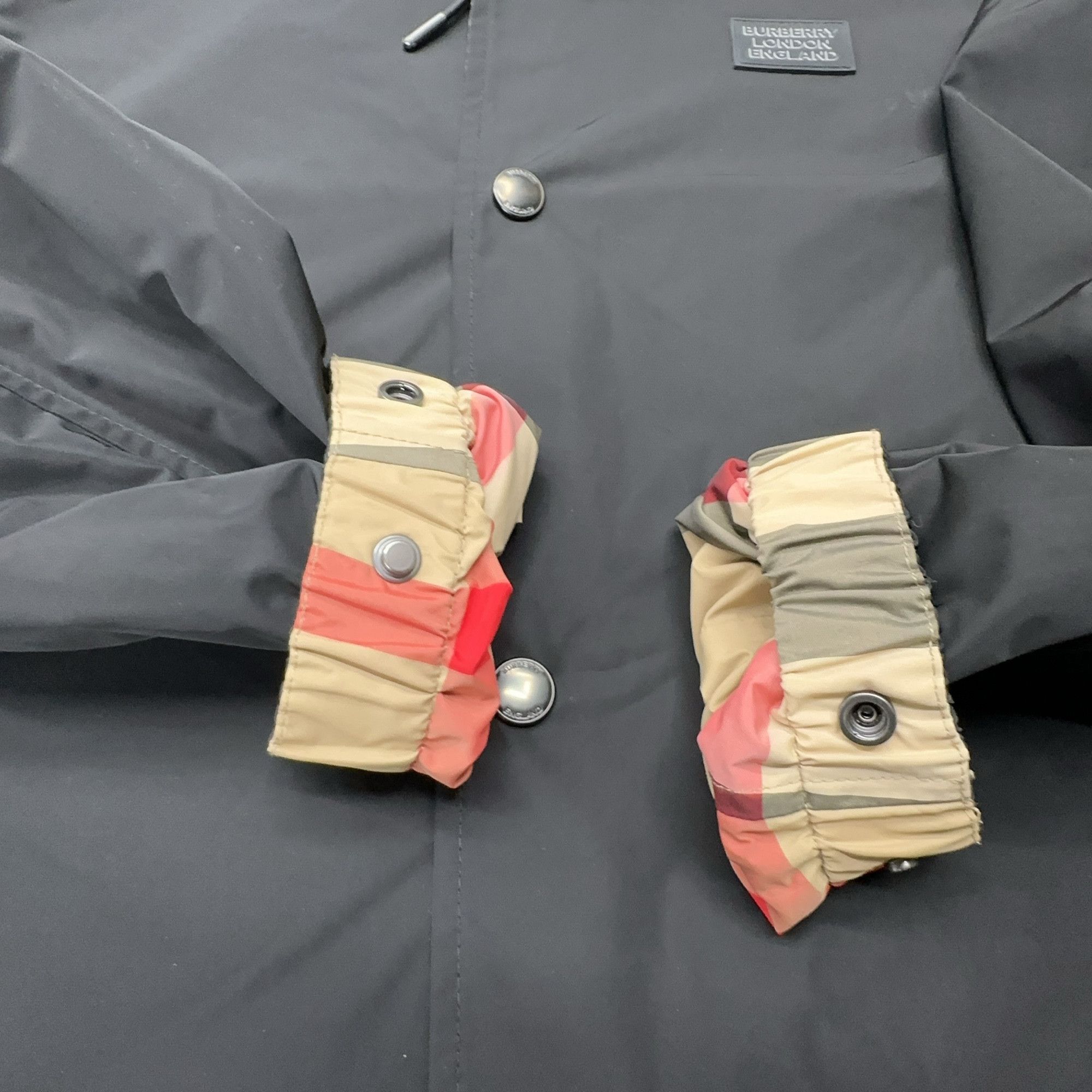 Burberry Burberry Reversible Check Hooded Jacket Size S Size US S / EU 44-46 / 1 - 11 Thumbnail