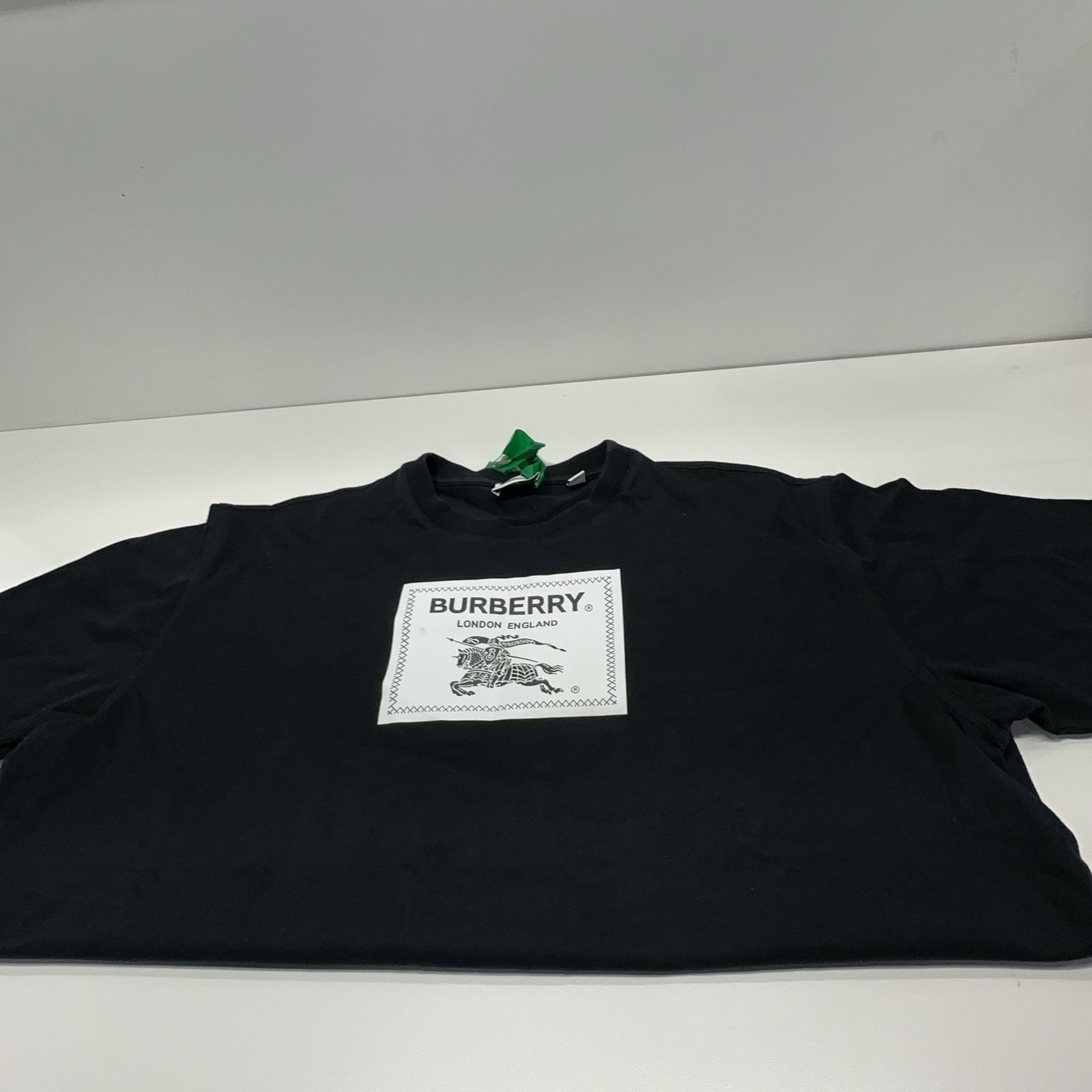 Burberry Burberry Logo Patch T-Shirt Black Size S Size US S / EU 44-46 / 1 - 6 Thumbnail