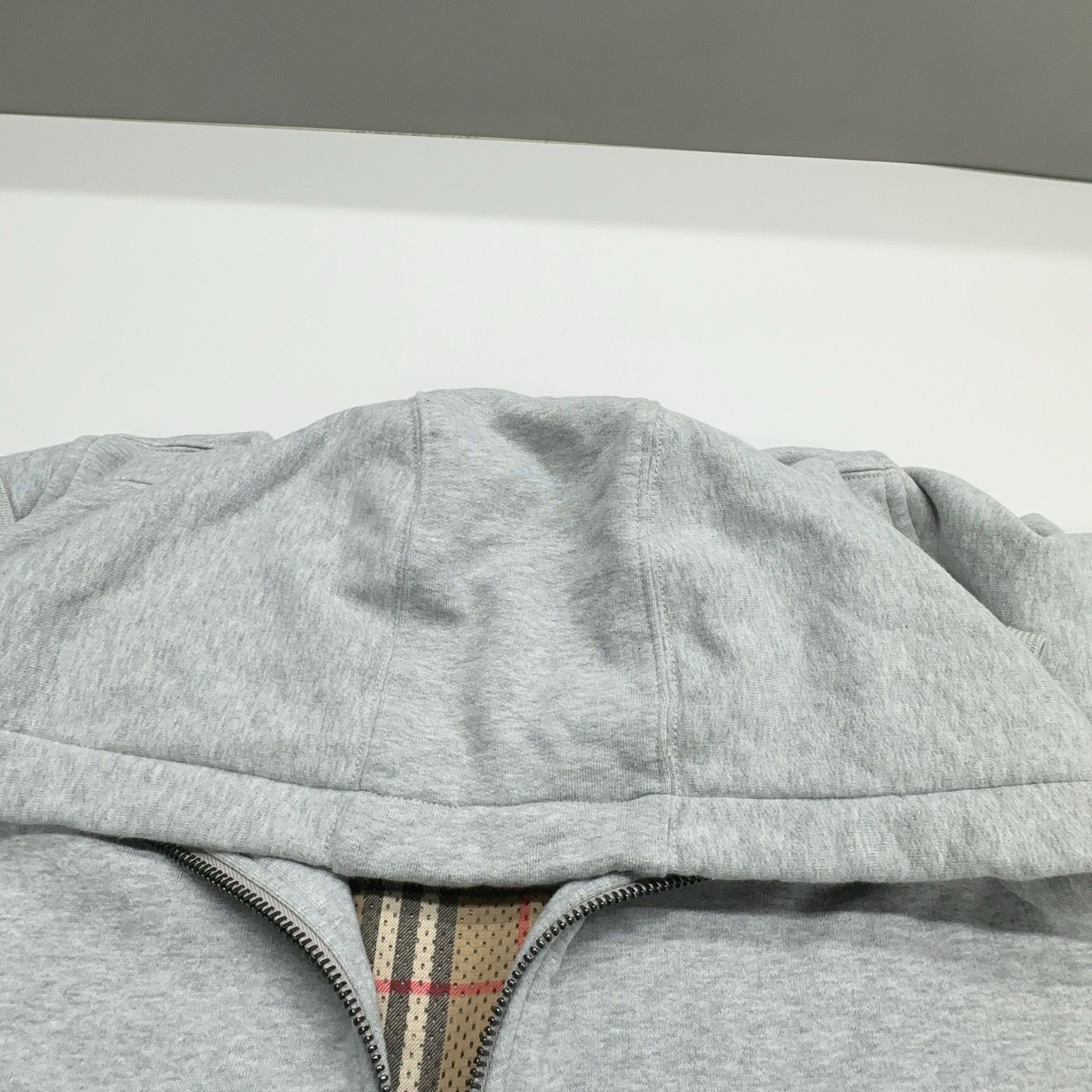 Burberry Burberry Logo Patch Check Lined Zip Hoodie Size L Size US L / EU 52-54 / 3 - 6 Thumbnail