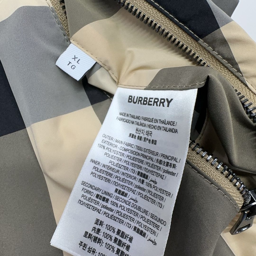 Burberry Burberry Reversible Check Hooded Jacket Size XL Size US XL / EU 56 / 4 - 13 Thumbnail