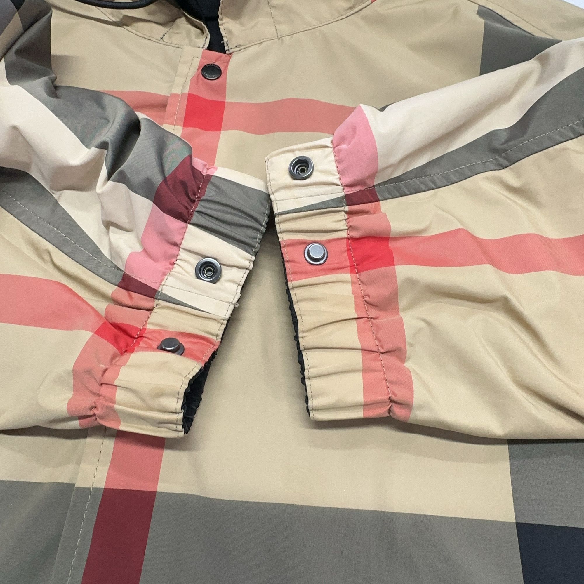 Burberry Burberry Reversible Check Hooded Jacket Size XL Size US XL / EU 56 / 4 - 19 Thumbnail