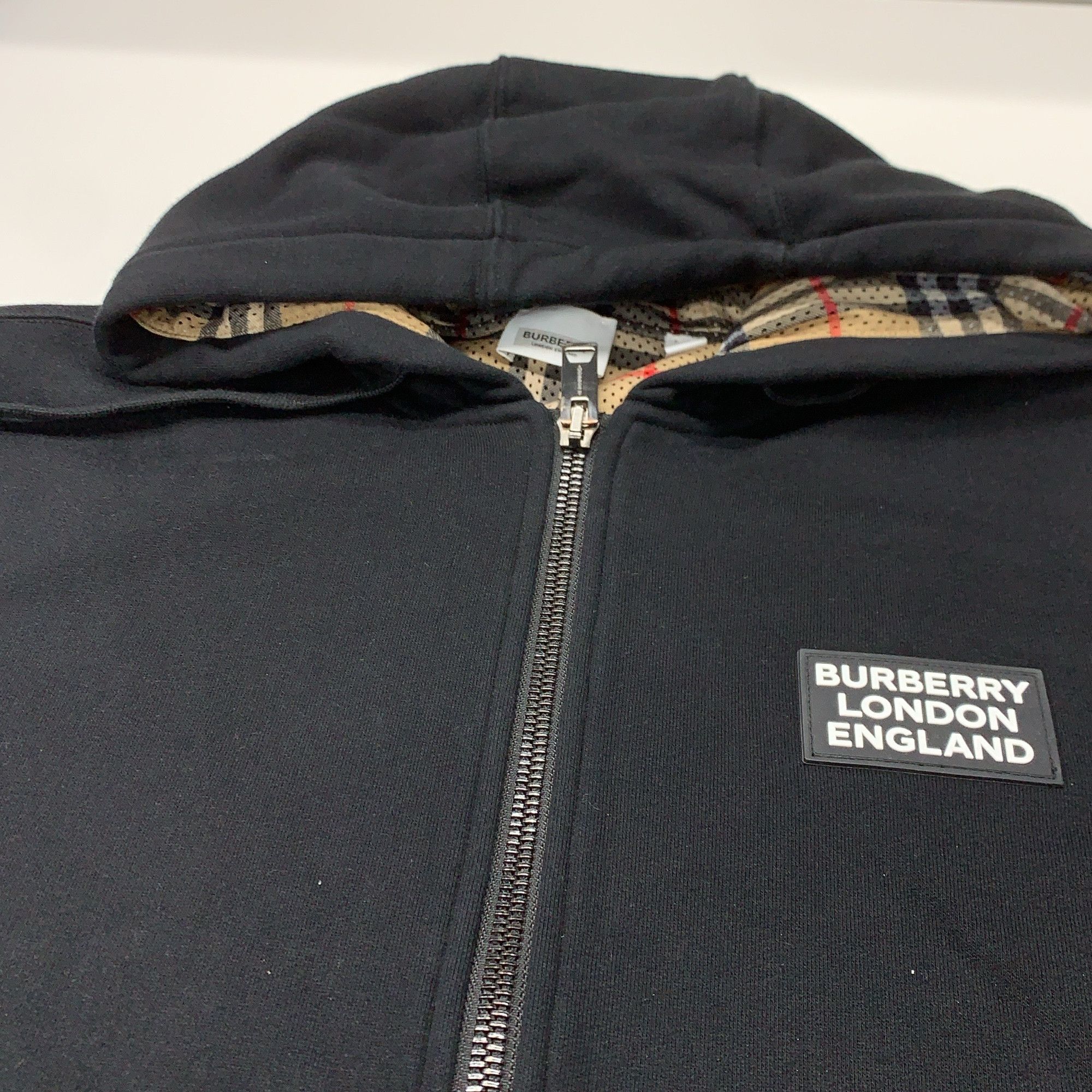 Burberry Burberry Logo Patch Zip Up Hoodie Size M Size US M / EU 48-50 / 2 - 5 Thumbnail