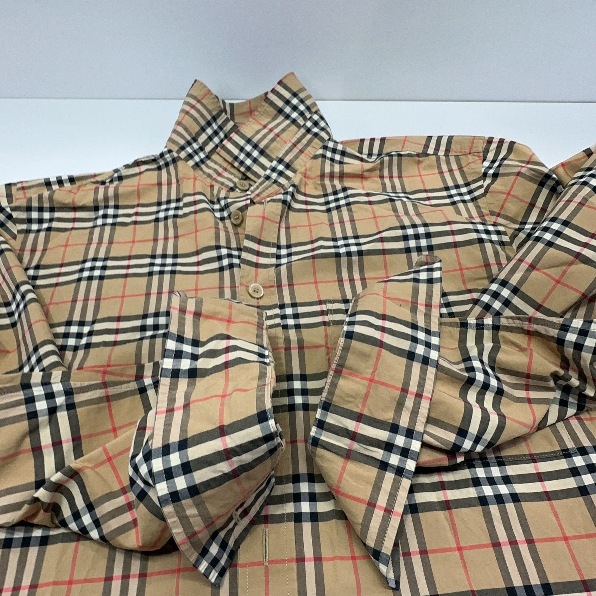 Burberry Burberry Check Button Up Shirt Size L Size US L / EU 52-54 / 3 - 12 Thumbnail
