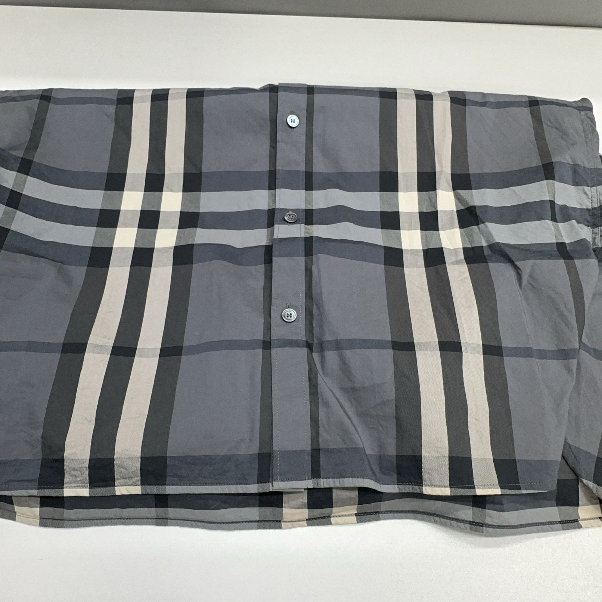 Burberry Burberry Check Long Sleeve Shirt XL Size US XL / EU 56 / 4 - 6 Thumbnail