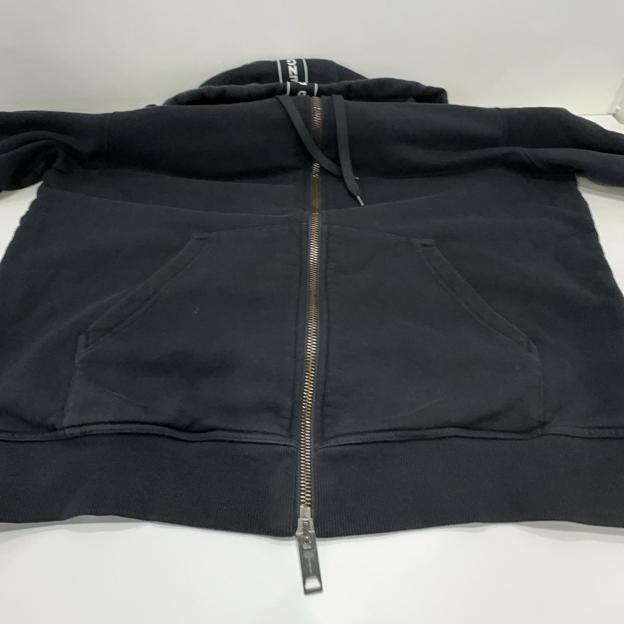 Burberry Burberry Logo Tape Zip Hoodie Size XL Size US XL / EU 56 / 4 - 8 Thumbnail
