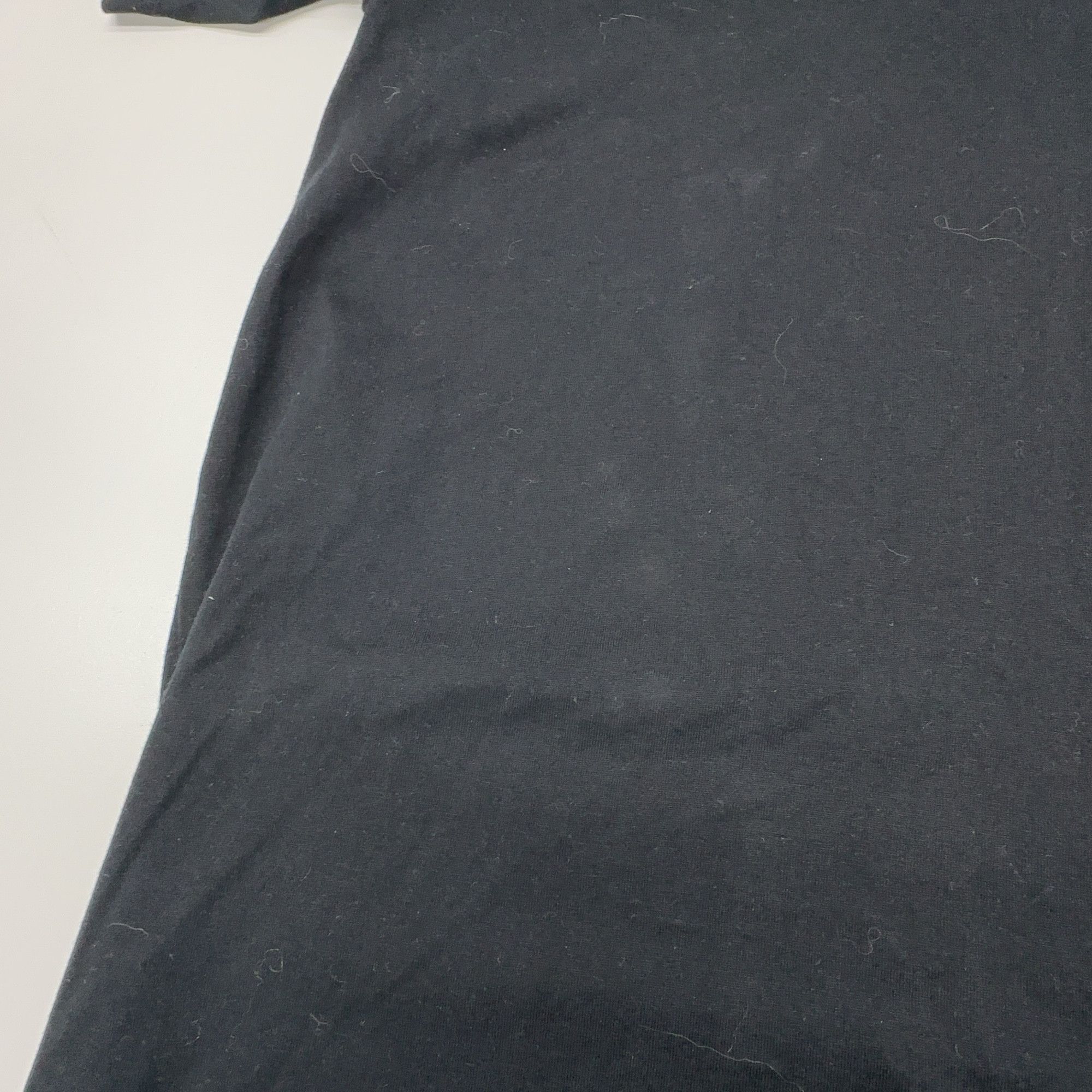 Burberry Burberry Logo Patch T-Shirt Size XL Size US XL / EU 56 / 4 - 7 Thumbnail