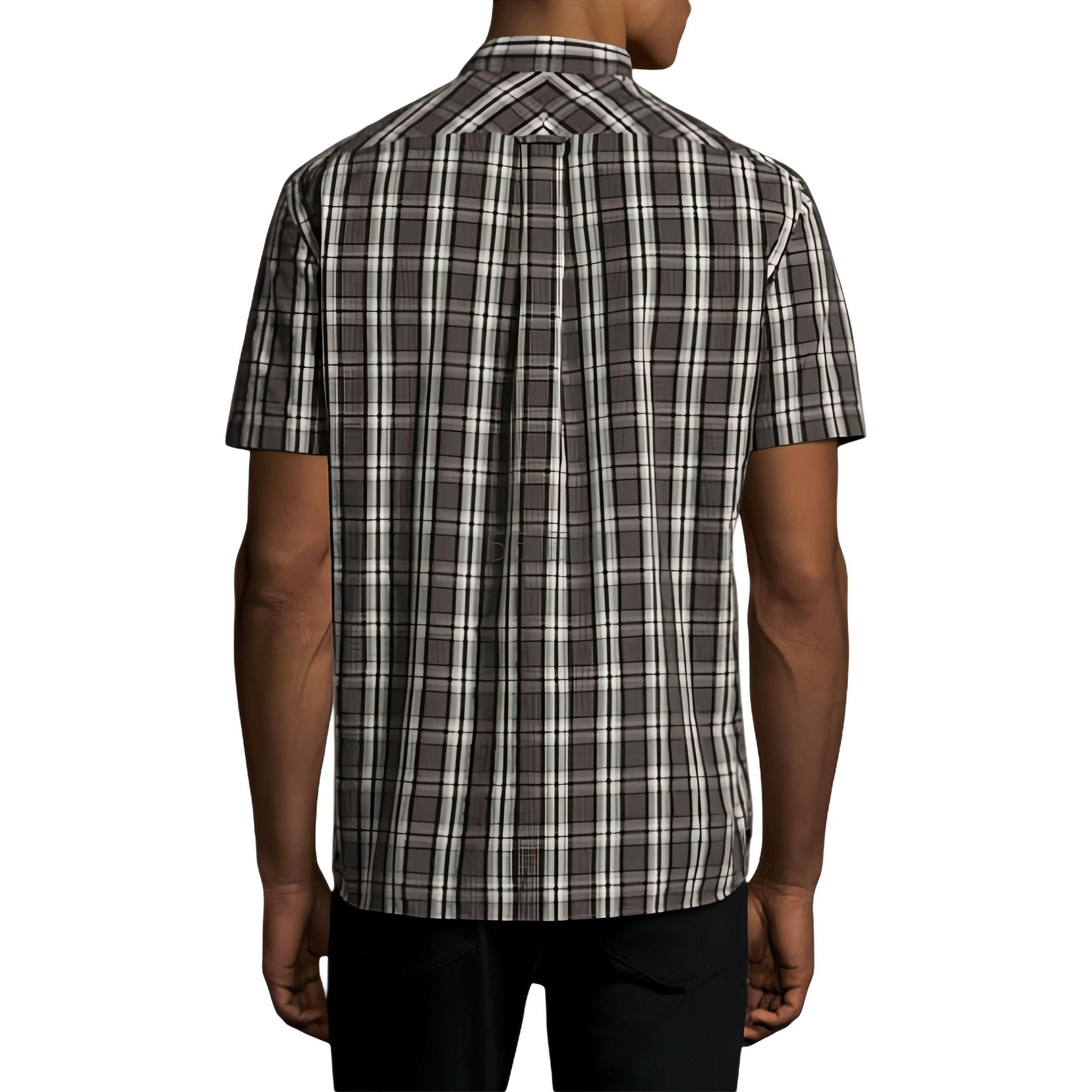 Burberry Burberry Check Short Sleeve Shirt Size L Size US L / EU 52-54 / 3 - 11 Thumbnail