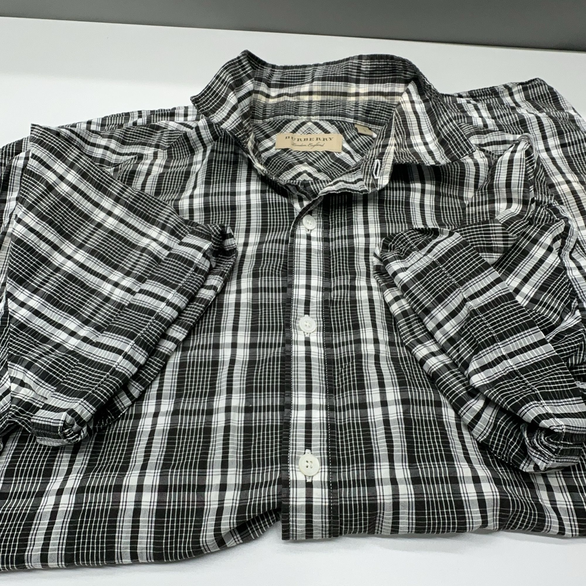 Burberry Burberry Check Short Sleeve Shirt Size L Size US L / EU 52-54 / 3 - 6 Thumbnail