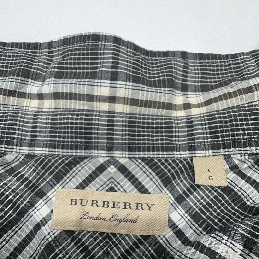 Burberry Burberry Check Short Sleeve Shirt Size L Size US L / EU 52-54 / 3 - 4 Thumbnail