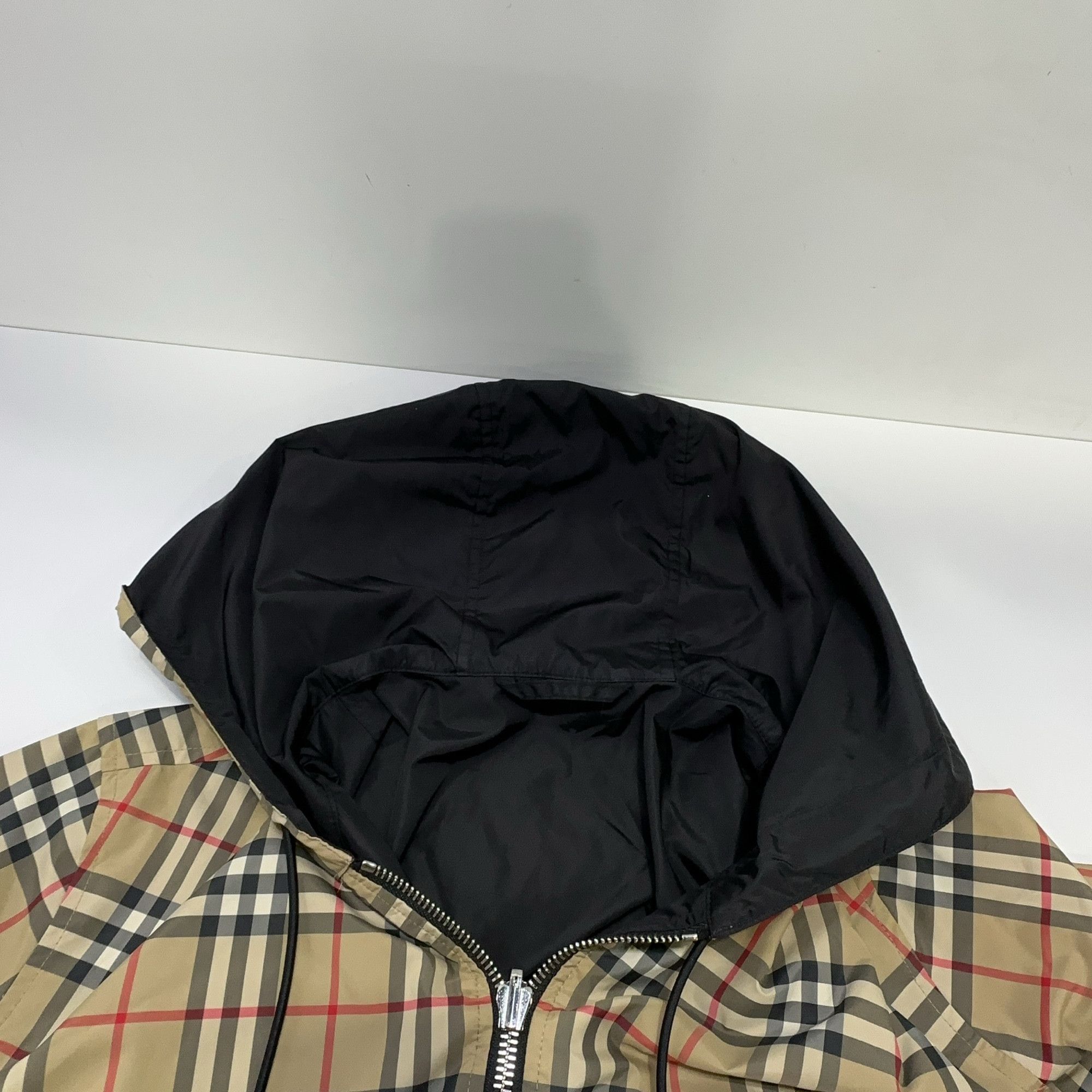 Burberry Burberry Reversible Vintage Check Hoodie Jacket L Size US L / EU 52-54 / 3 - 11 Thumbnail