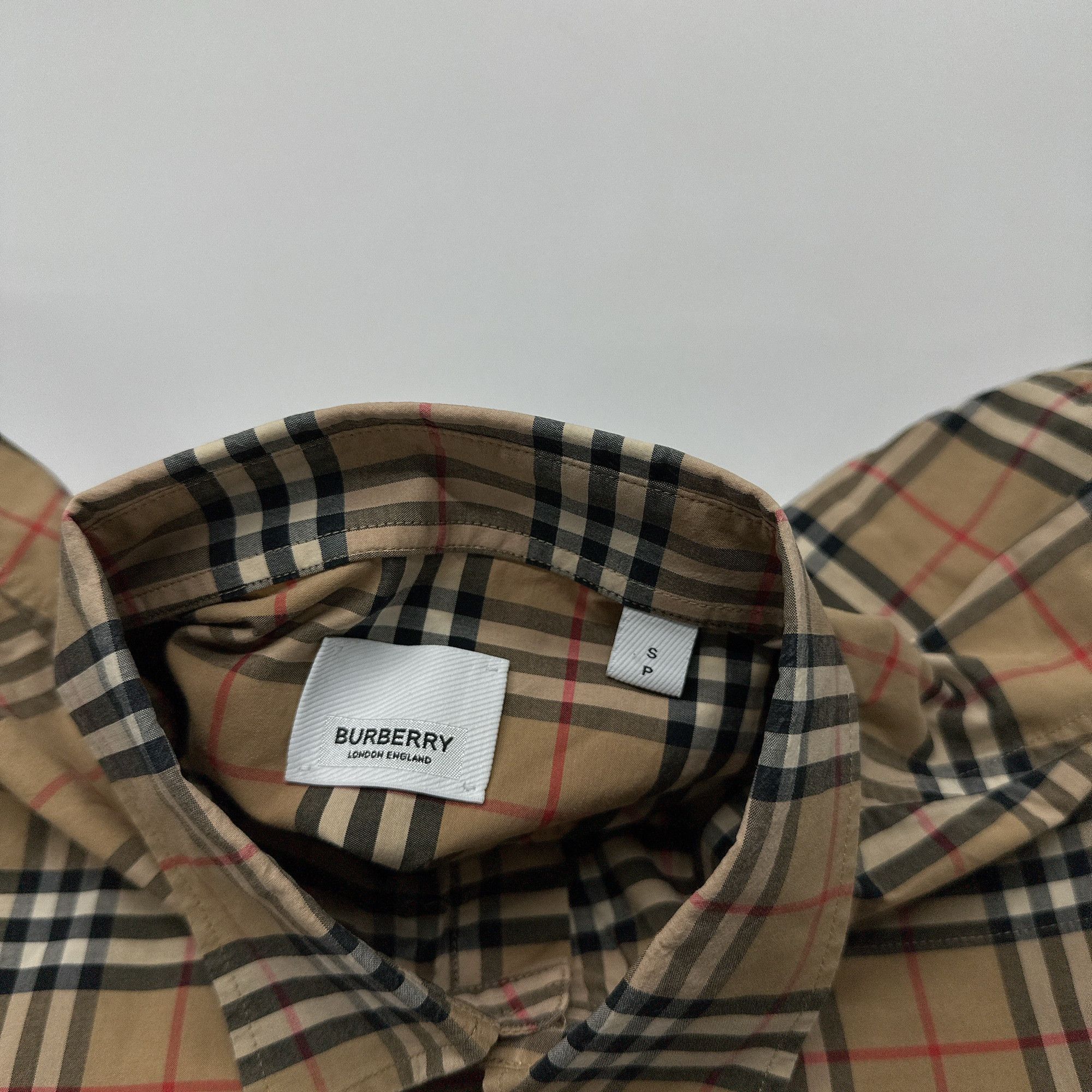 Burberry Burberry Check Short Sleeve Button Up Shirt Size S Size US S / EU 44-46 / 1 - 3 Thumbnail
