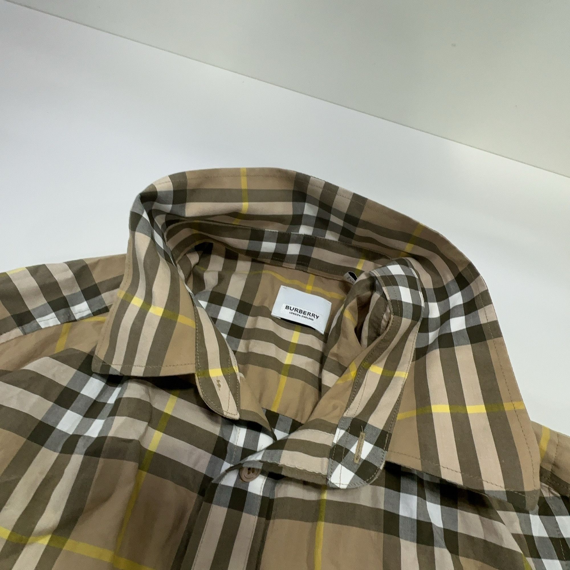 Burberry Burberry Check Button Up Shirt XL Size US XL / EU 56 / 4 - 5 Thumbnail
