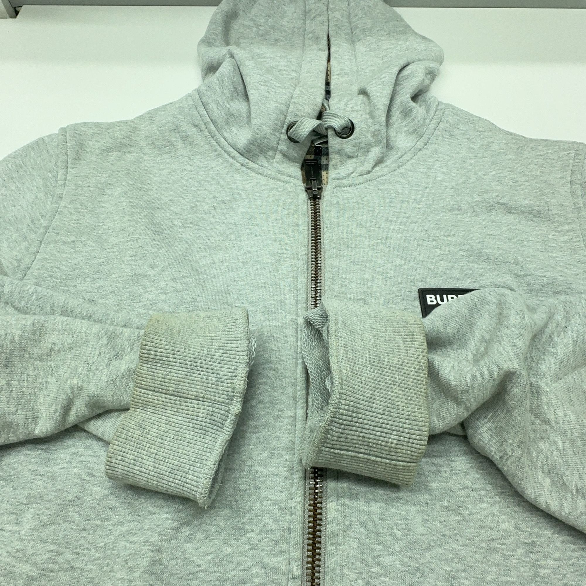 Burberry Burberry Check Lined Zip Hoodie Grey Size L Size US L / EU 52-54 / 3 - 13 Thumbnail