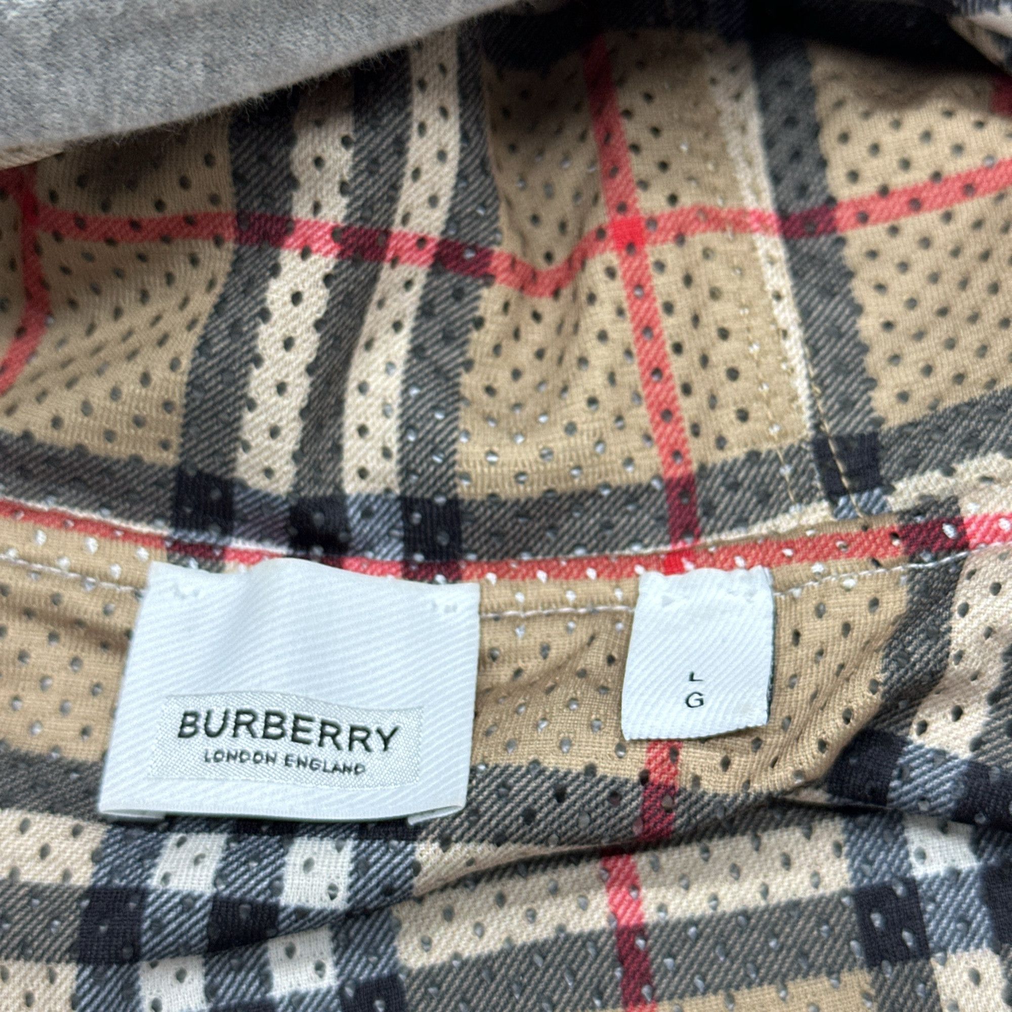 Burberry Burberry Check Lined Zip Hoodie Grey Size L Size US L / EU 52-54 / 3 - 4 Thumbnail
