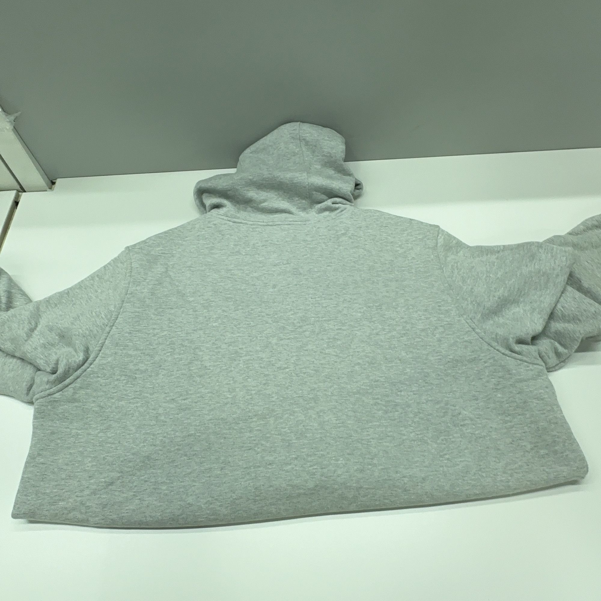Burberry Burberry Check Lined Zip Hoodie Grey Size L Size US L / EU 52-54 / 3 - 14 Thumbnail