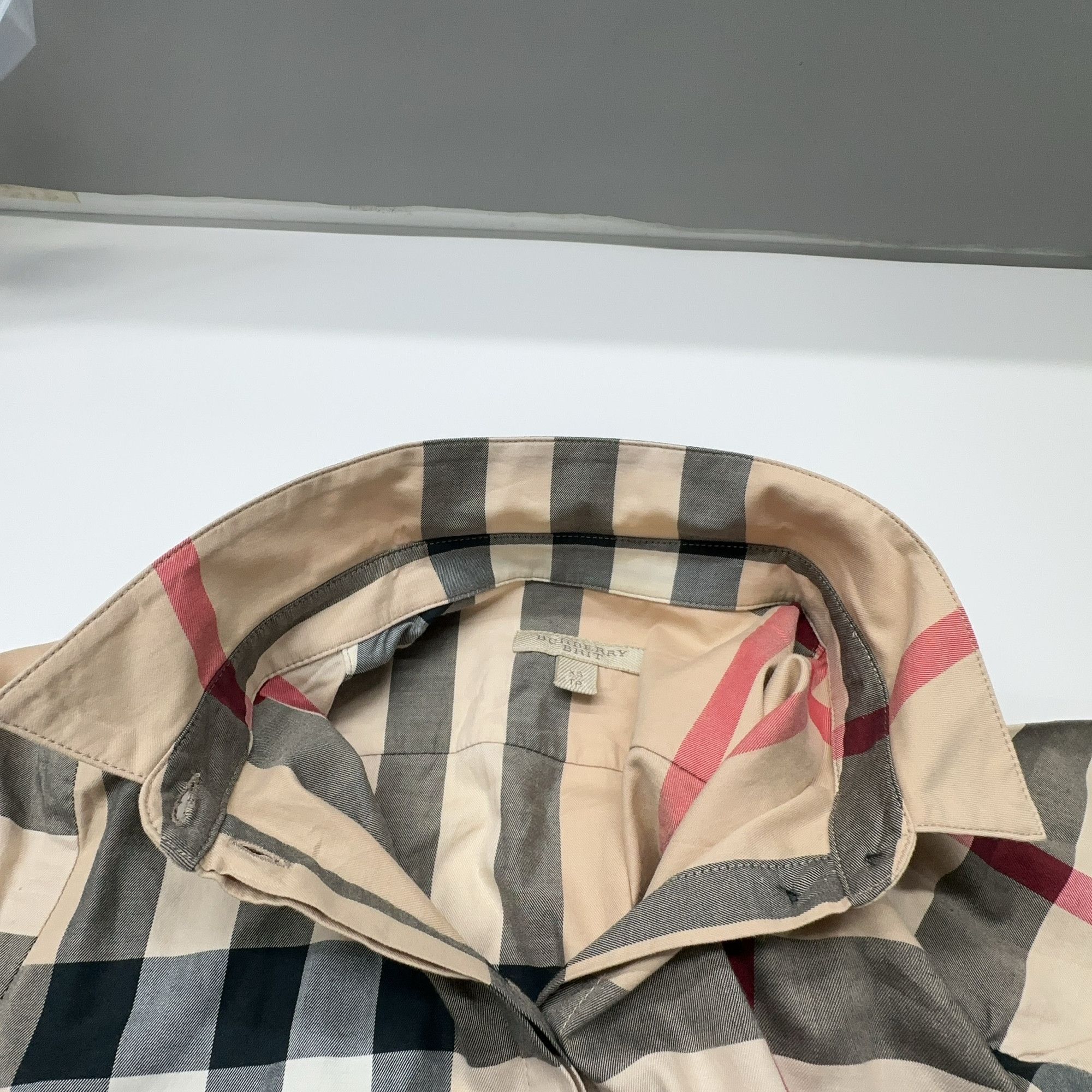 Burberry Burberry Check Print Button Up Shirt Size XS Size XS / US 0-2 / IT 36-38 - 5 Thumbnail