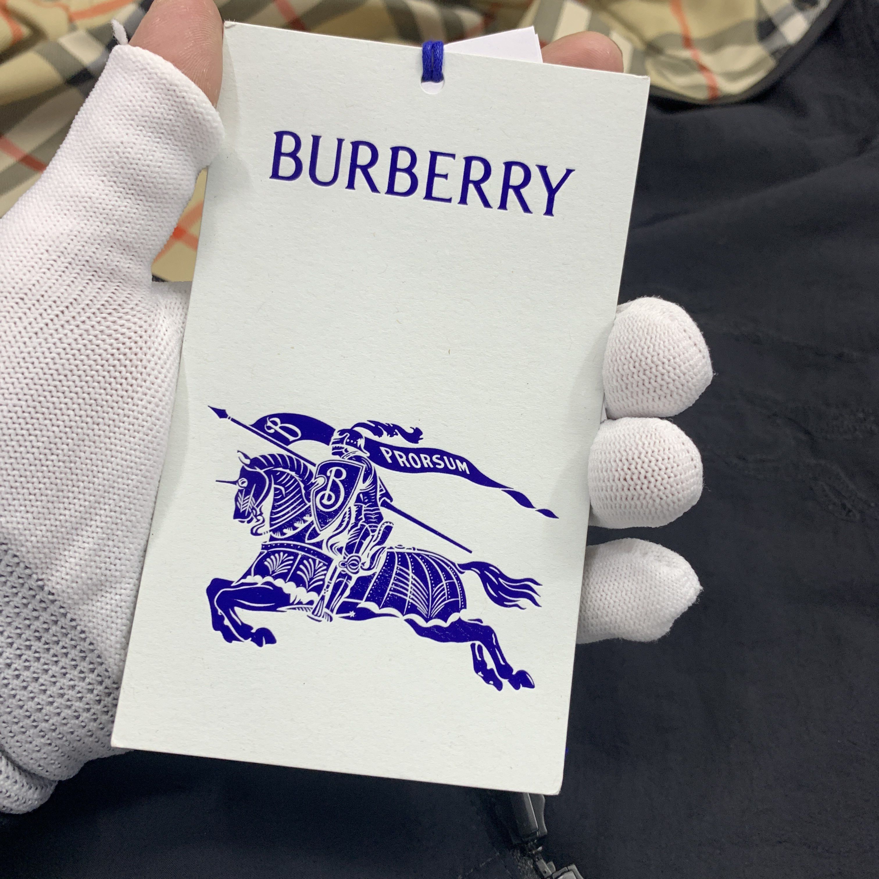 Burberry Burberry Reversible Check Hooded Jacket Size S Size S / US 4 / IT 40 - 4 Thumbnail