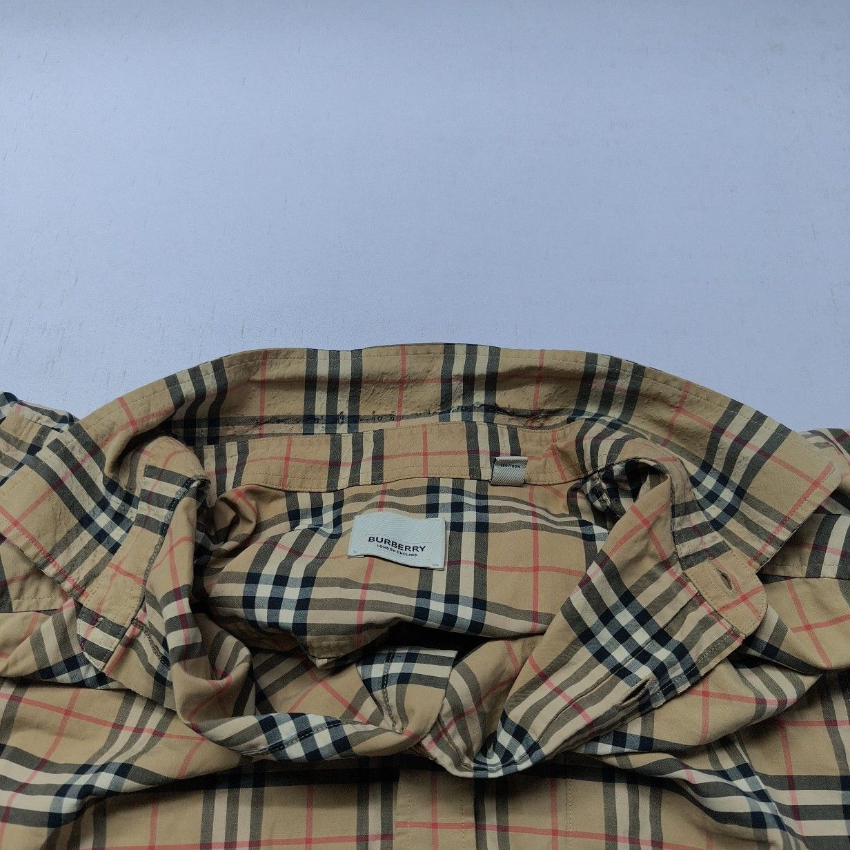 Burberry Burberry Check Button Up Shirt Size L Size US L / EU 52-54 / 3 - 9 Thumbnail