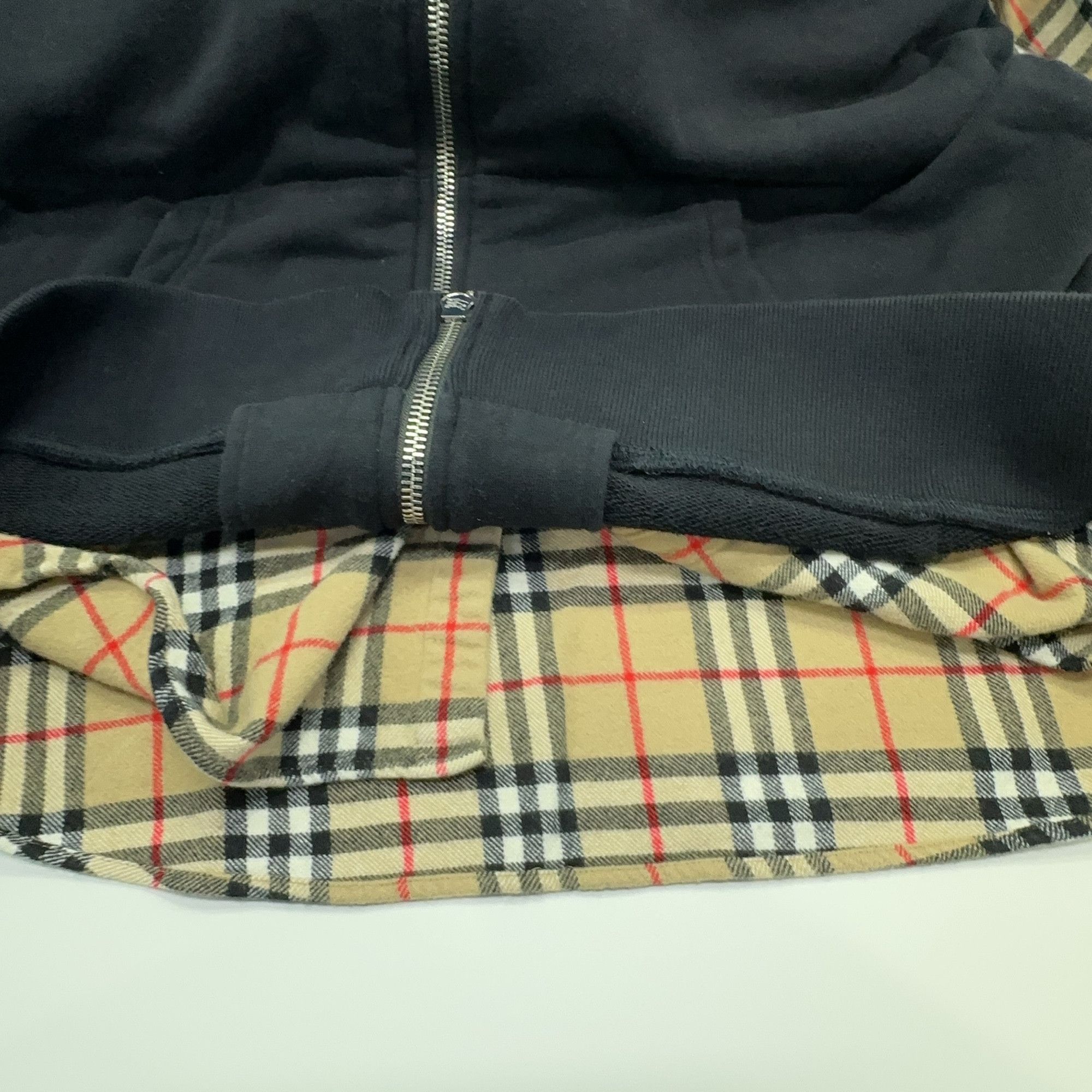 Burberry Burberry Check Sleeve Zip Hoodie Size S Size US S / EU 44-46 / 1 - 8 Thumbnail