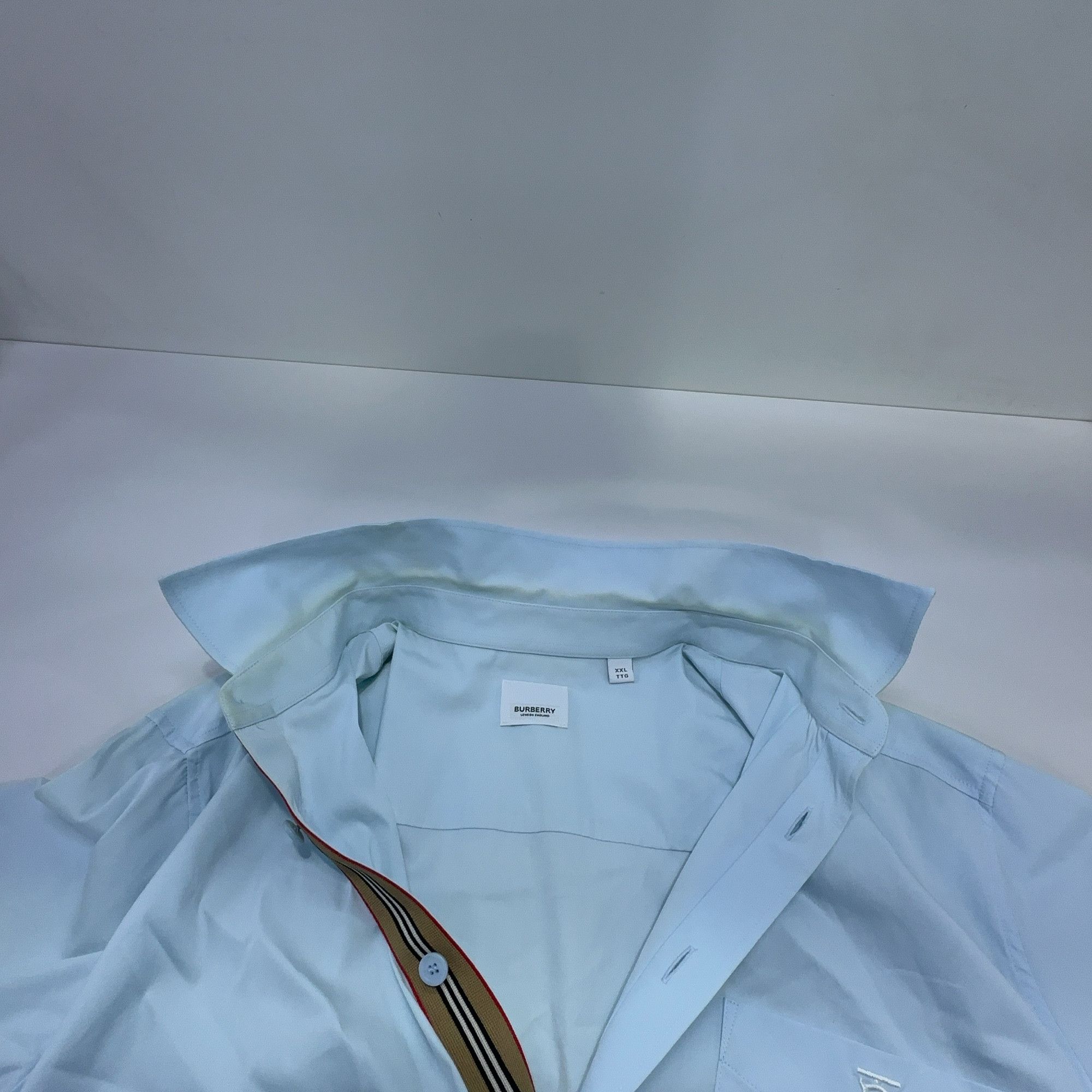 Burberry Burberry Logo Patch Button Up Shirt Size XXL Size US XXL / EU 58 / 5 - 5 Thumbnail