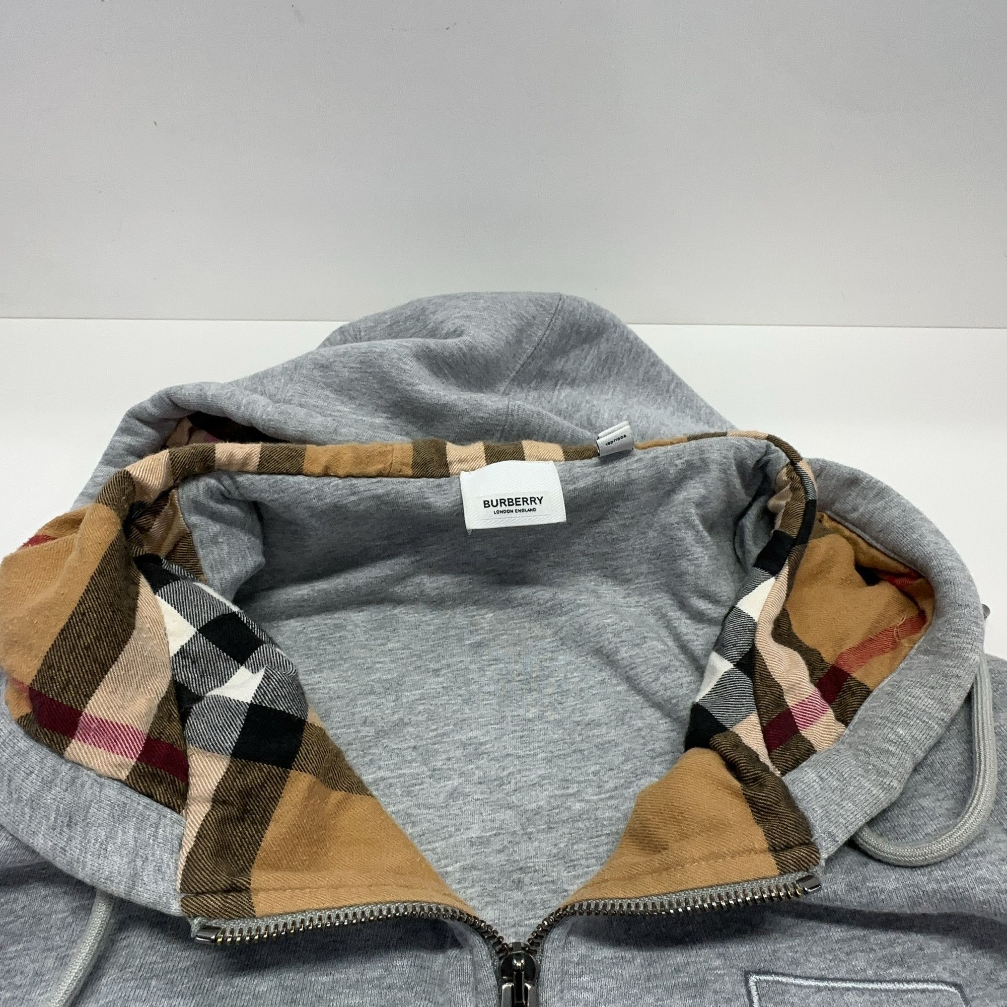 Burberry Burberry B Logo Zip Hoodie Gray Size L Size US L / EU 52-54 / 3 - 6 Thumbnail