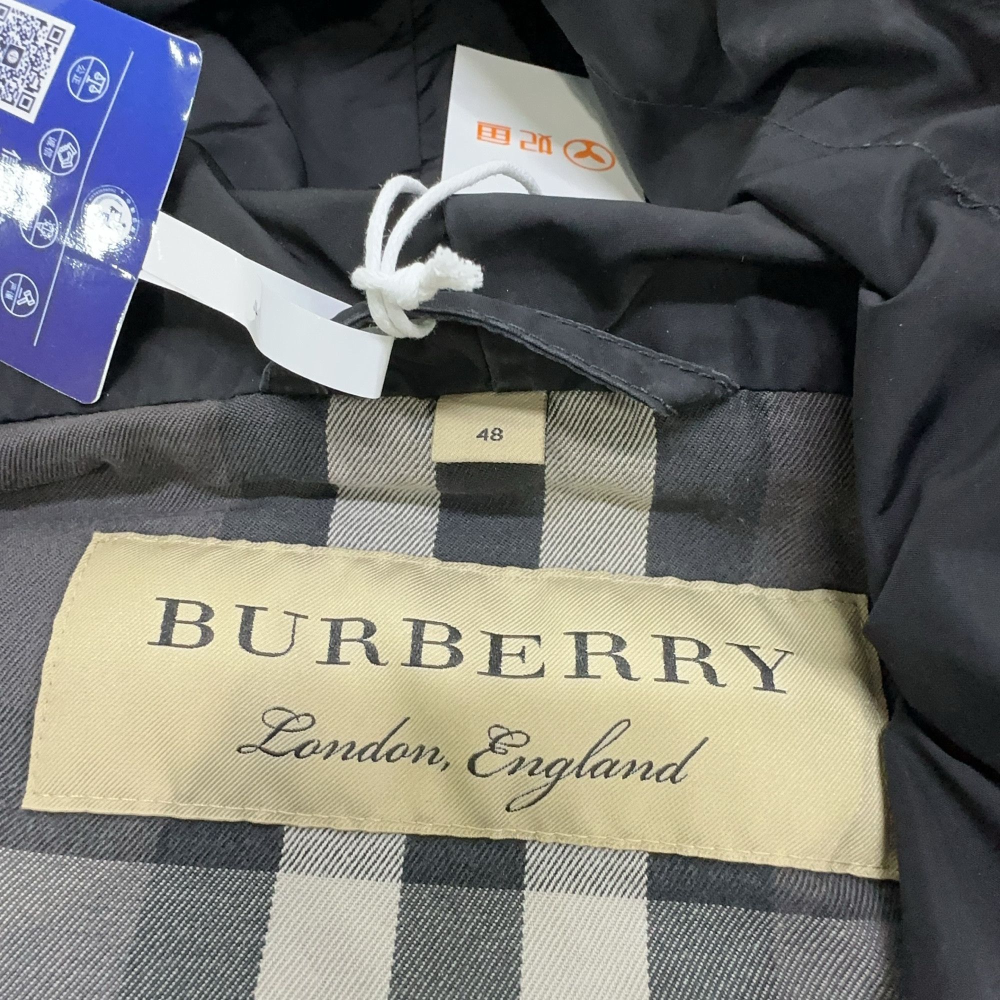 Burberry Burberry Hooded Light Jacket Size M Size US M / EU 48-50 / 2 - 7 Thumbnail