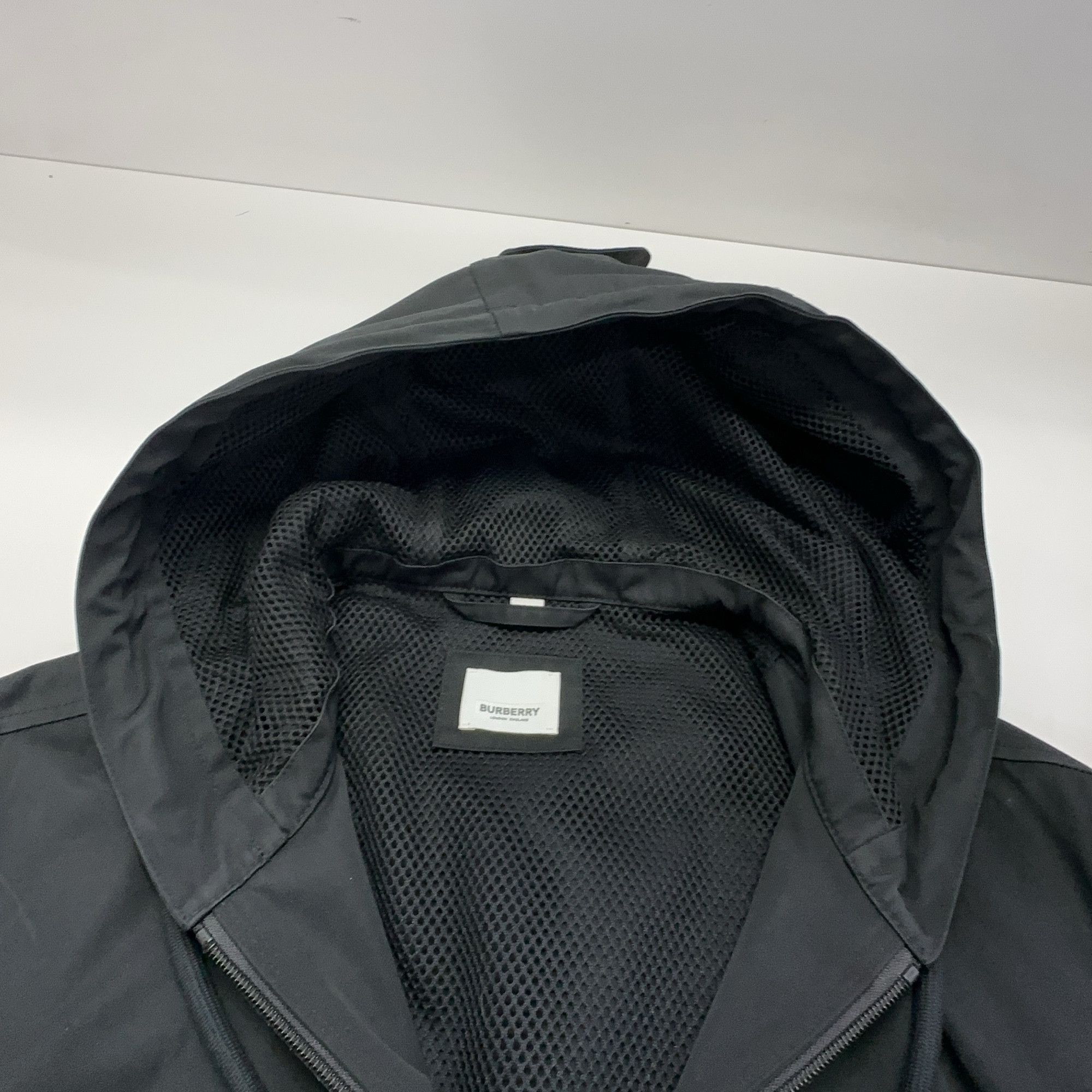 Burberry Burberry Logo Hooded Zip Jacket Size S Size US S / EU 44-46 / 1 - 6 Thumbnail