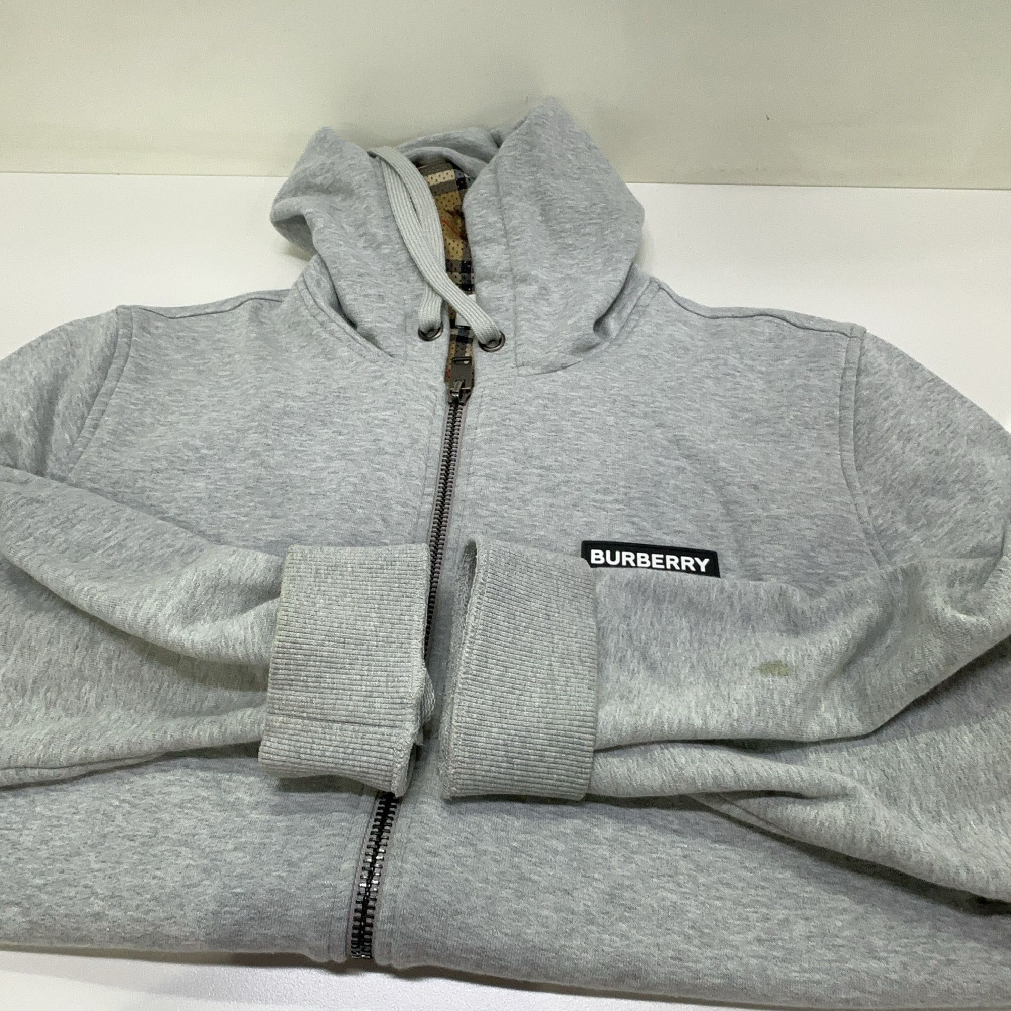 Burberry Burberry Check Lined Zip Up Hoodie Size L Size US L / EU 52-54 / 3 - 9 Thumbnail