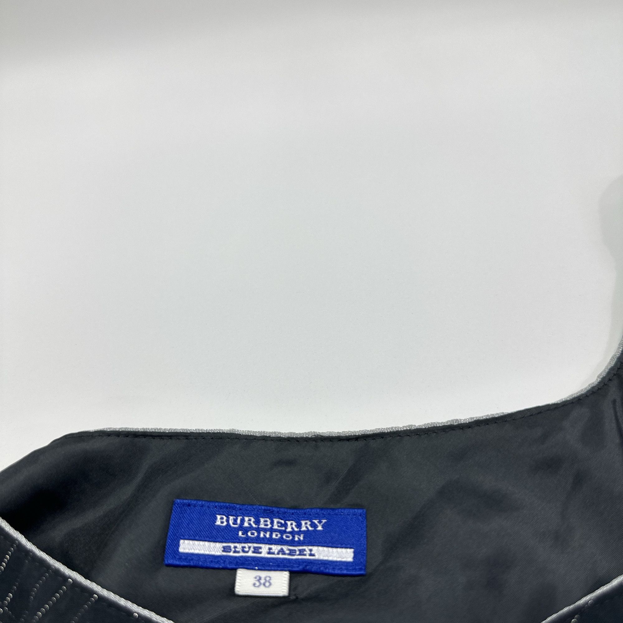 Burberry Burberry Check Sleeveless Dress Size 38 Size XS / US 0-2 / IT 36-38 - 3 Thumbnail