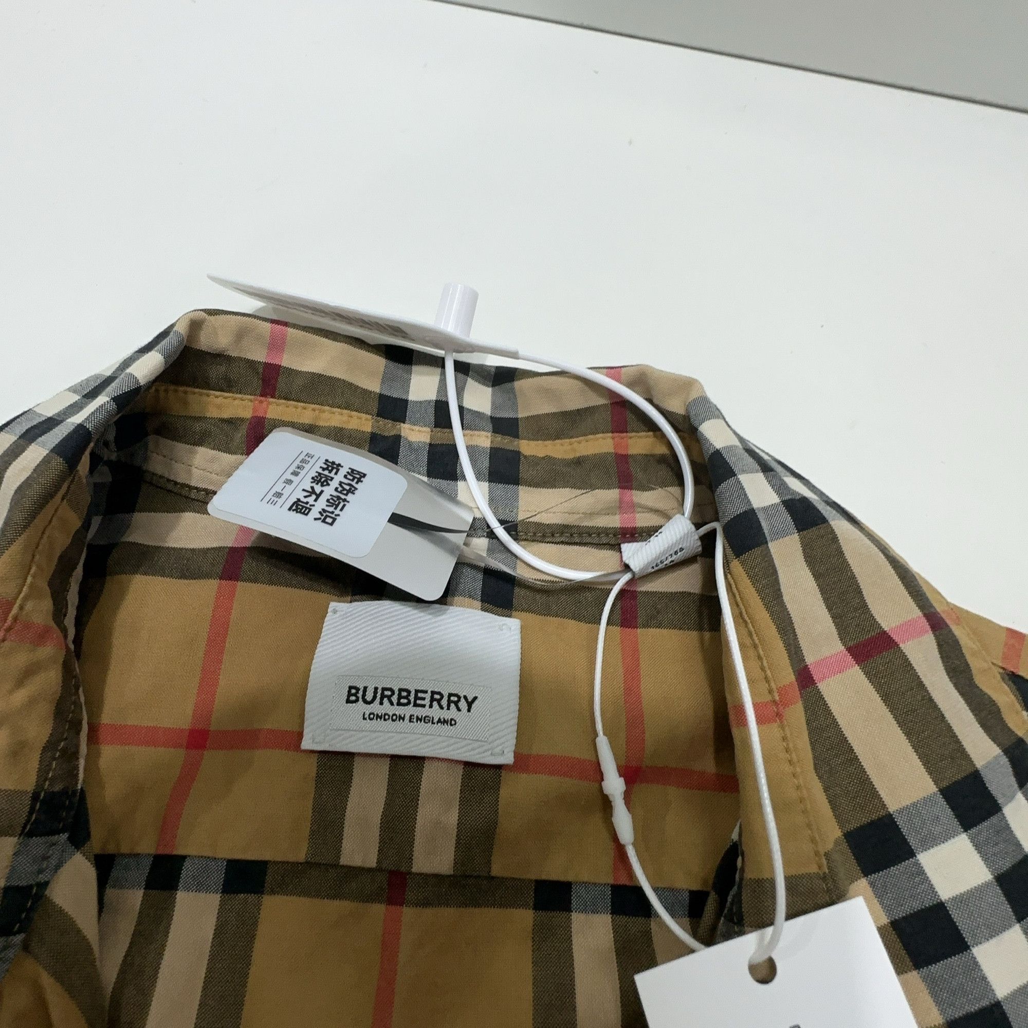 Burberry Burberry Classic Check Cotton Button Up Shirt UK 4 Size XS / US 0-2 / IT 36-38 - 3 Thumbnail