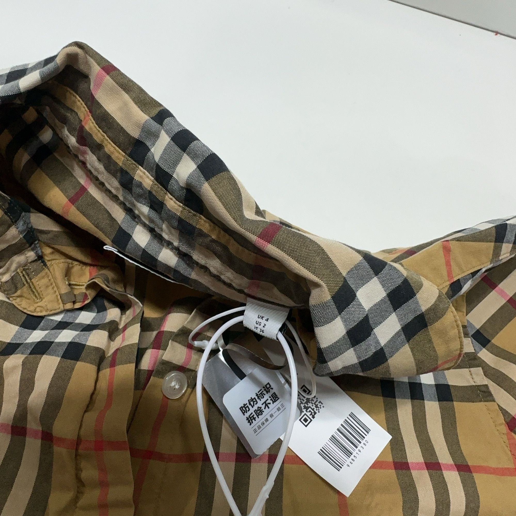 Burberry Burberry Classic Check Cotton Button Up Shirt UK 4 Size XS / US 0-2 / IT 36-38 - 4 Thumbnail