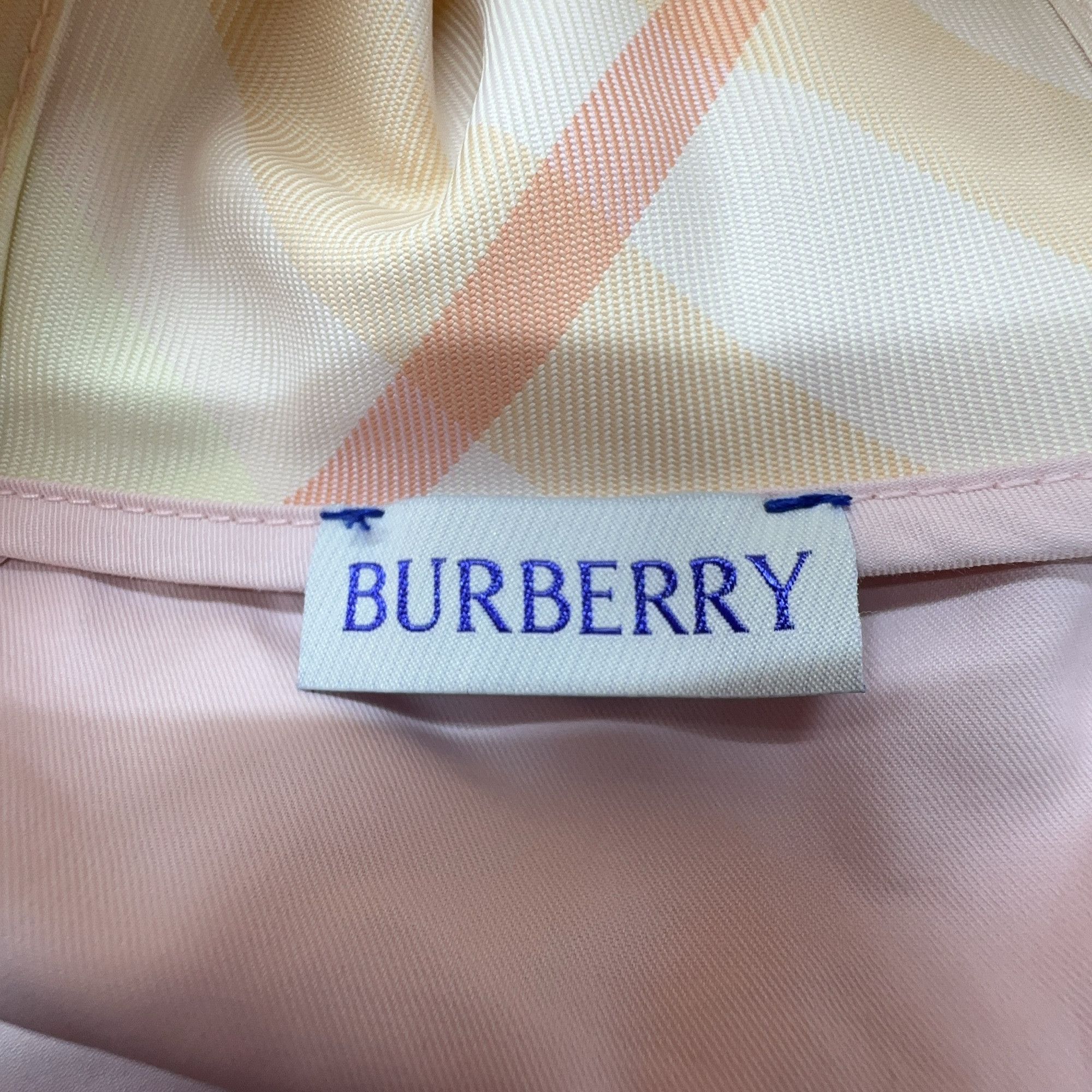 Burberry Burberry Pink Plaid Hood Cotton Jacket Size M Size M / US 6-8 / IT 42-44 - 3 Thumbnail