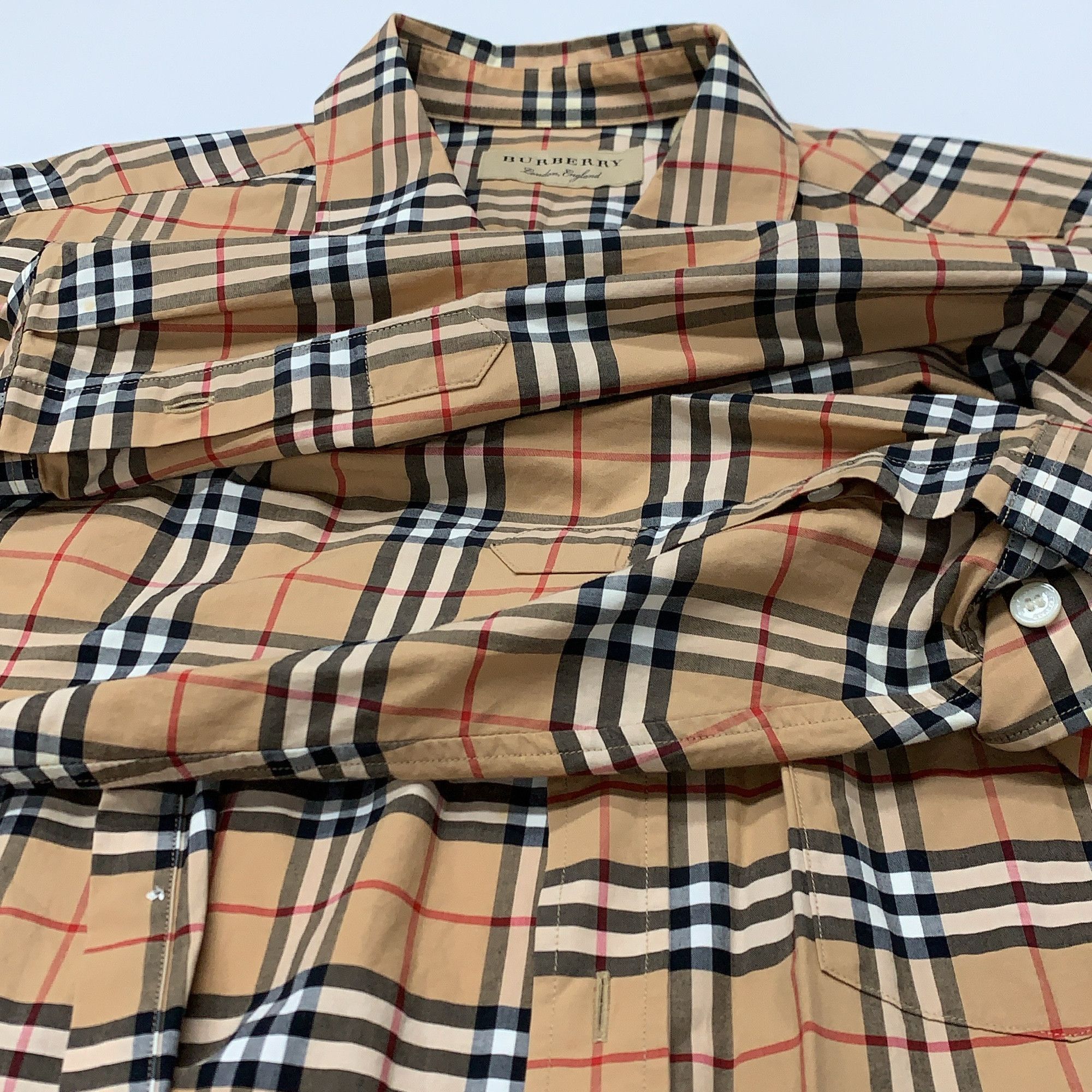 Burberry Burberry Check Button Up Shirt Size M Size US M / EU 48-50 / 2 - 7 Thumbnail