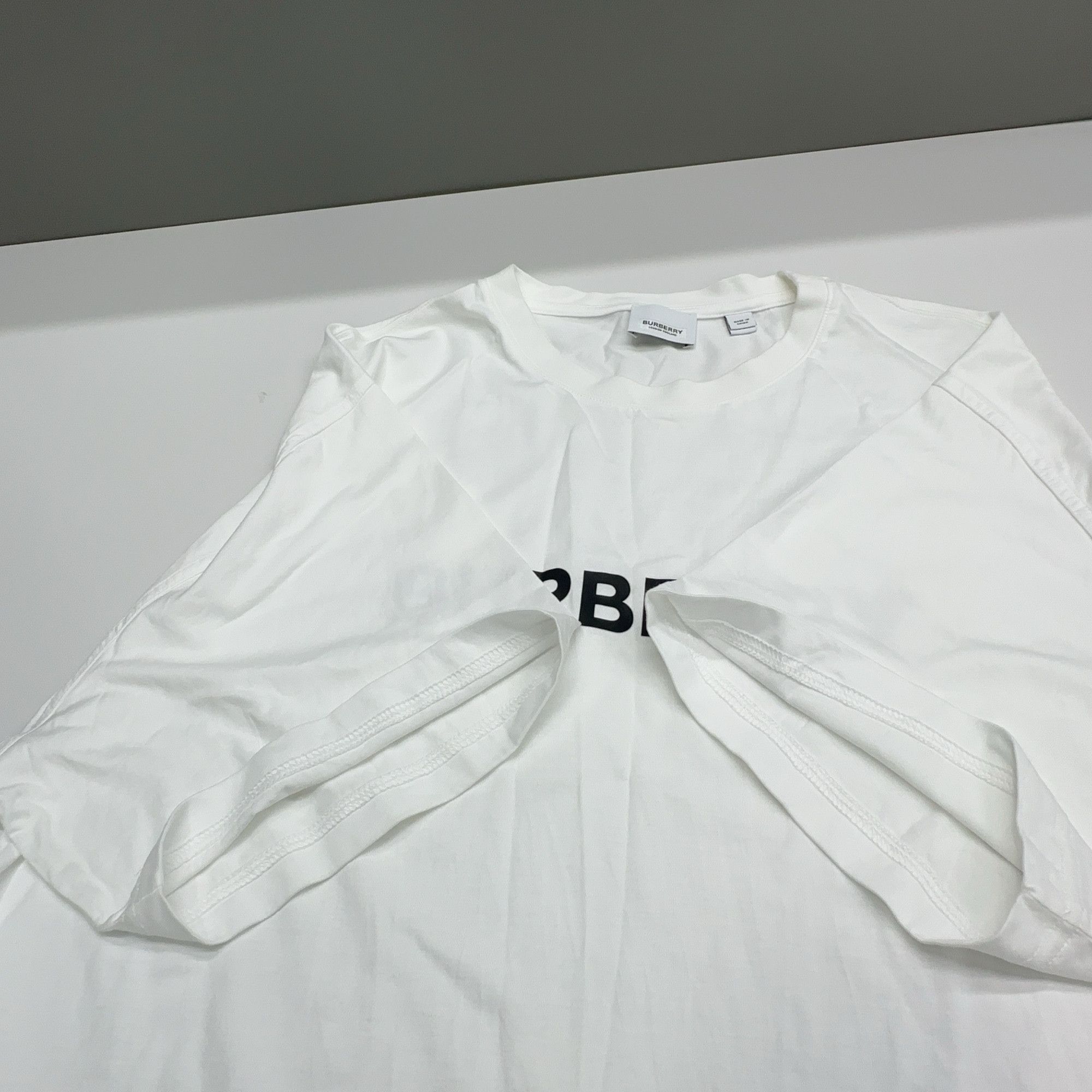 Burberry Burberry Logo Short Sleeve T-Shirt Size XL Size XL / US 12-14 / IT 48-50 - 10 Thumbnail