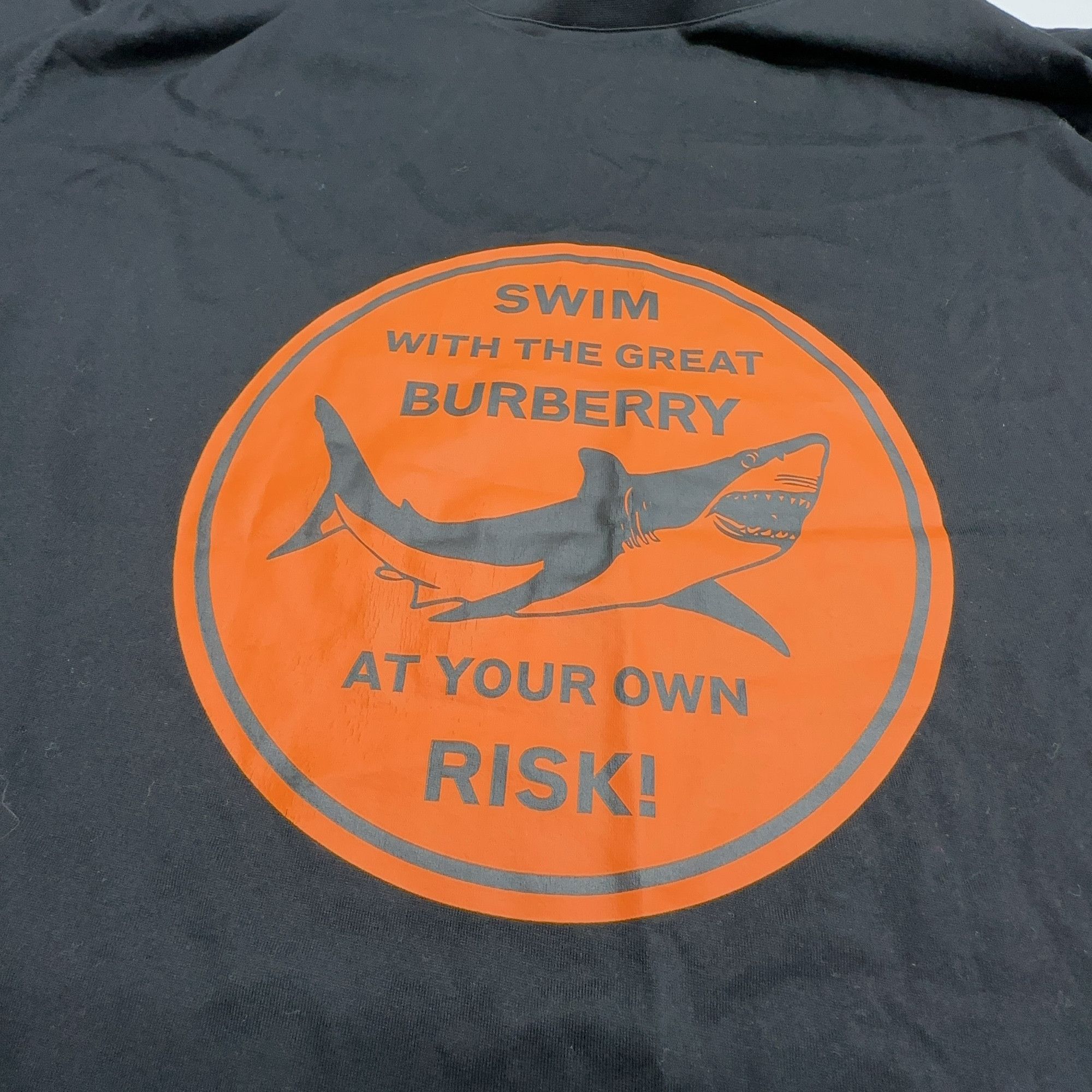 Burberry Burberry Shark Graphic T-Shirt Size XXL Size US XXL / EU 58 / 5 - 6 Thumbnail