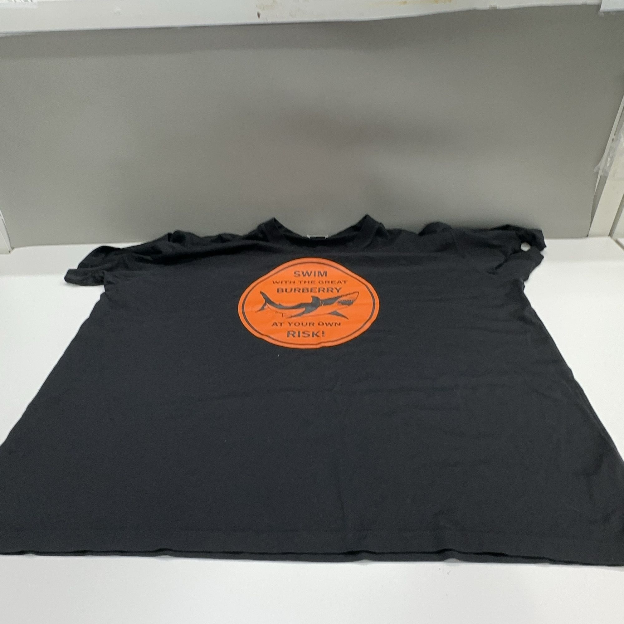 Burberry Burberry Shark Graphic T-Shirt Size XXL Size US XXL / EU 58 / 5 - 9 Thumbnail