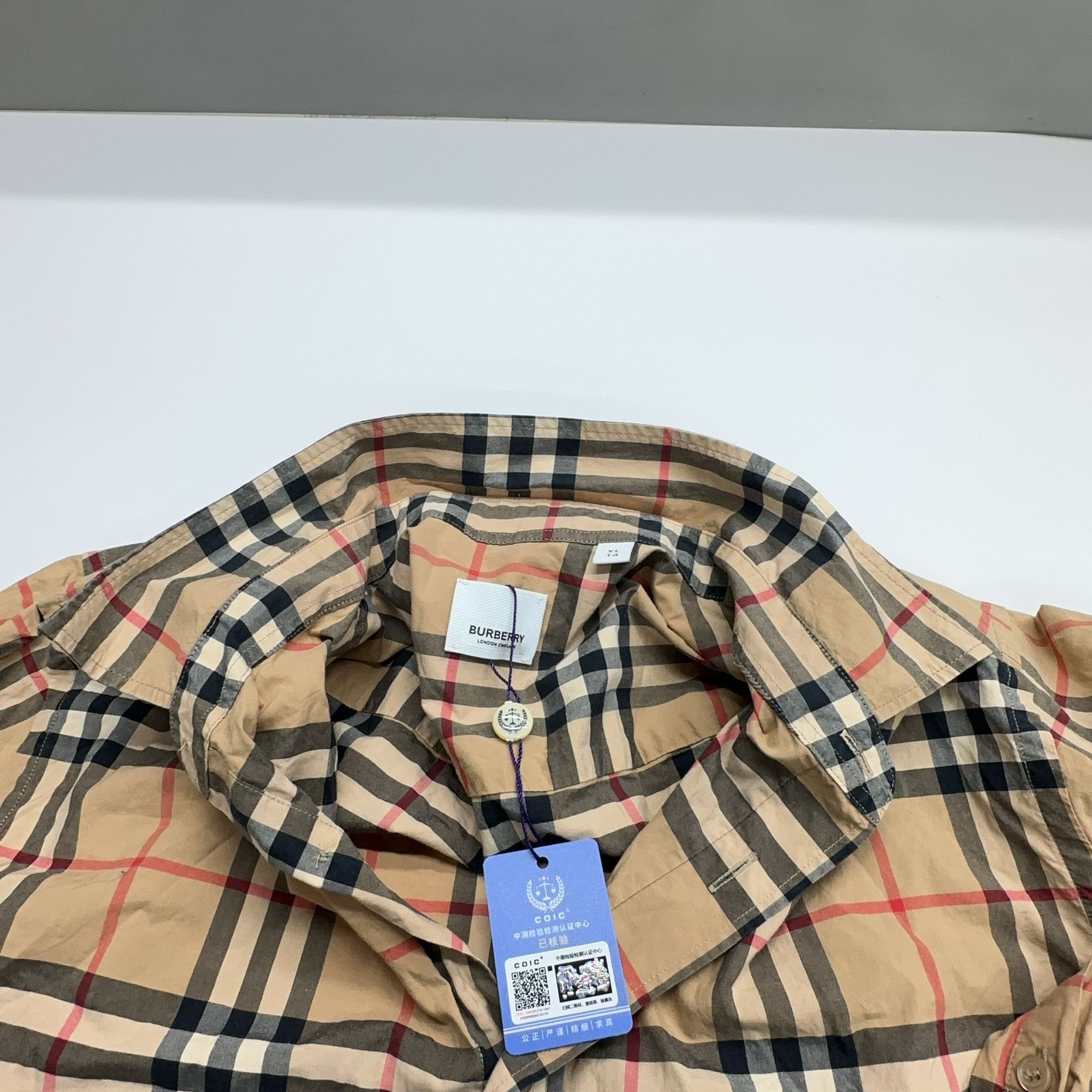 Burberry Burberry Vintage Check Button Up Shirt Size XL Size US XL / EU 56 / 4 - 5 Thumbnail