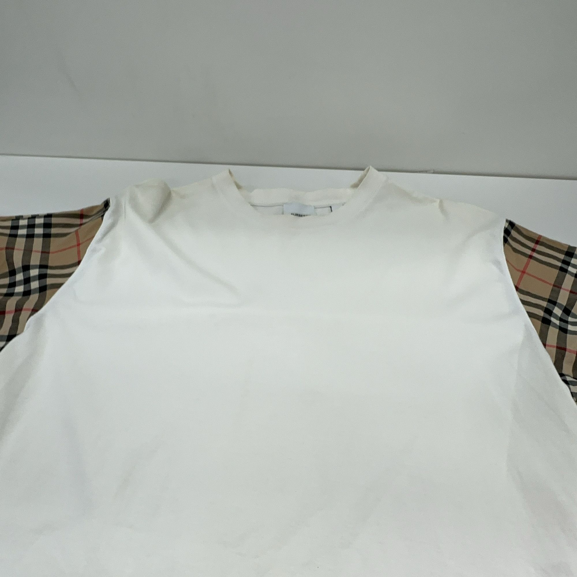 Burberry Burberry Check Sleeve T-Shirt Size M Size M / US 6-8 / IT 42-44 - 7 Thumbnail