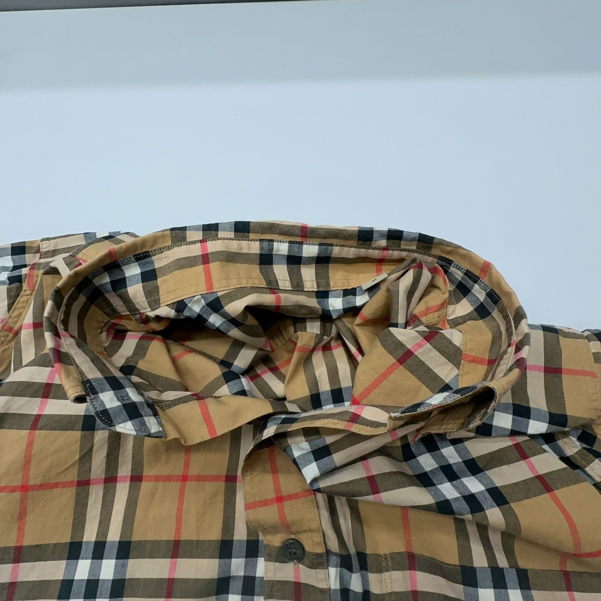 Burberry Burberry Classic Check Button Up Shirt Size M Size US M / EU 48-50 / 2 - 5 Thumbnail