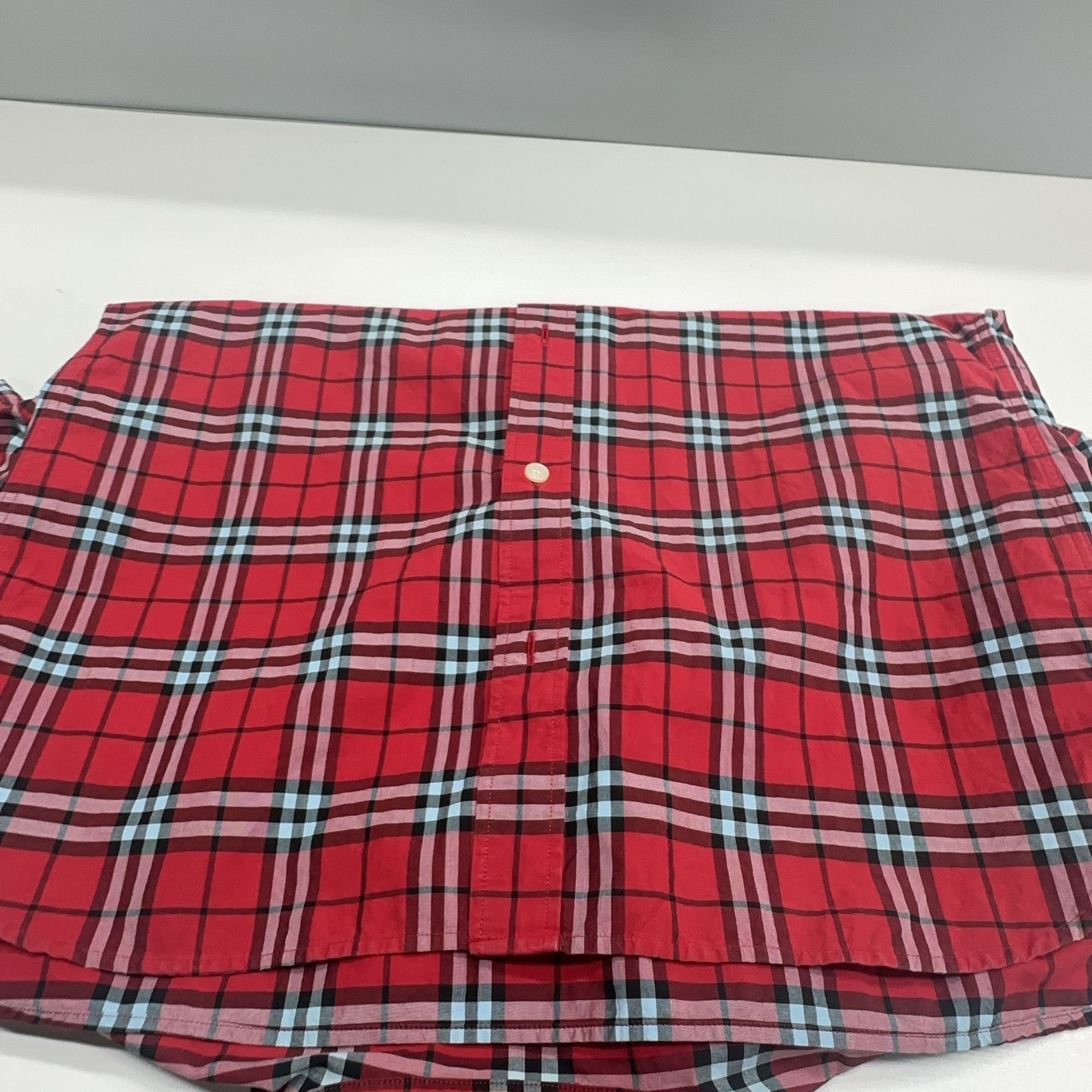 Burberry Burberry Red Plaid Button Up Shirt Size M Size US M / EU 48-50 / 2 - 8 Thumbnail