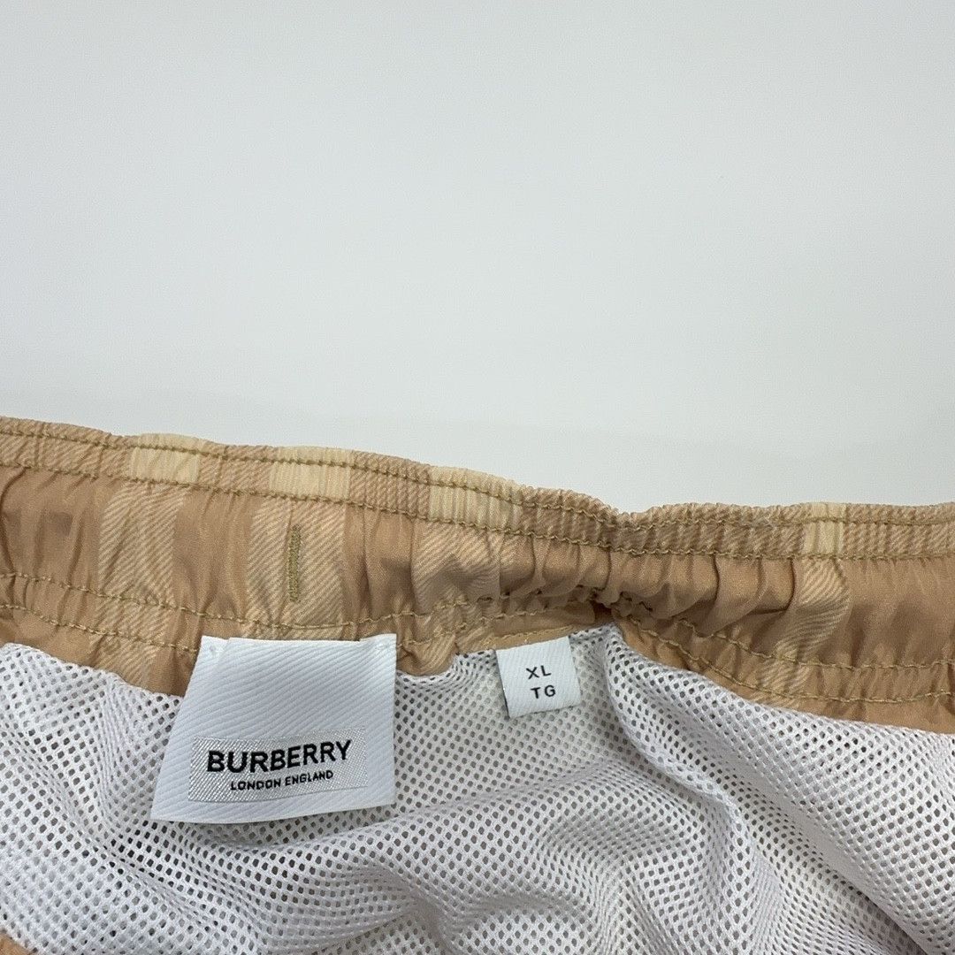 Burberry Burberry Check Shorts Size XL Size US 36 / EU 52 - 4 Thumbnail