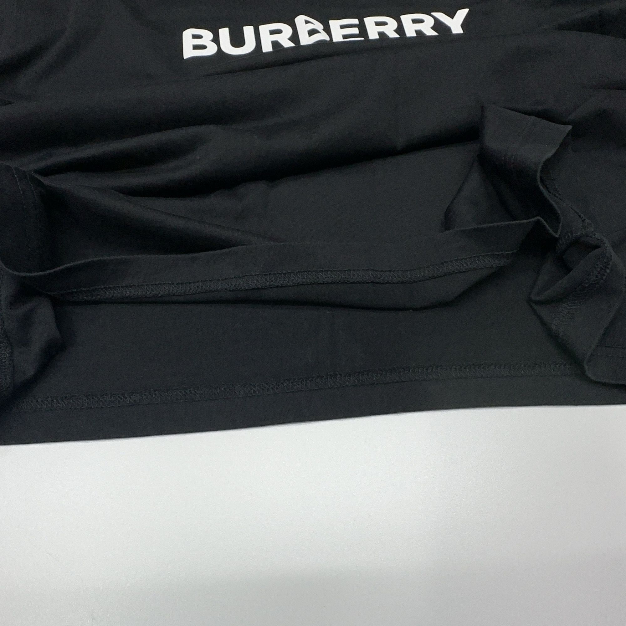 Burberry Burberry Logo Cotton T-Shirt Size S Size US S / EU 44-46 / 1 - 6 Thumbnail