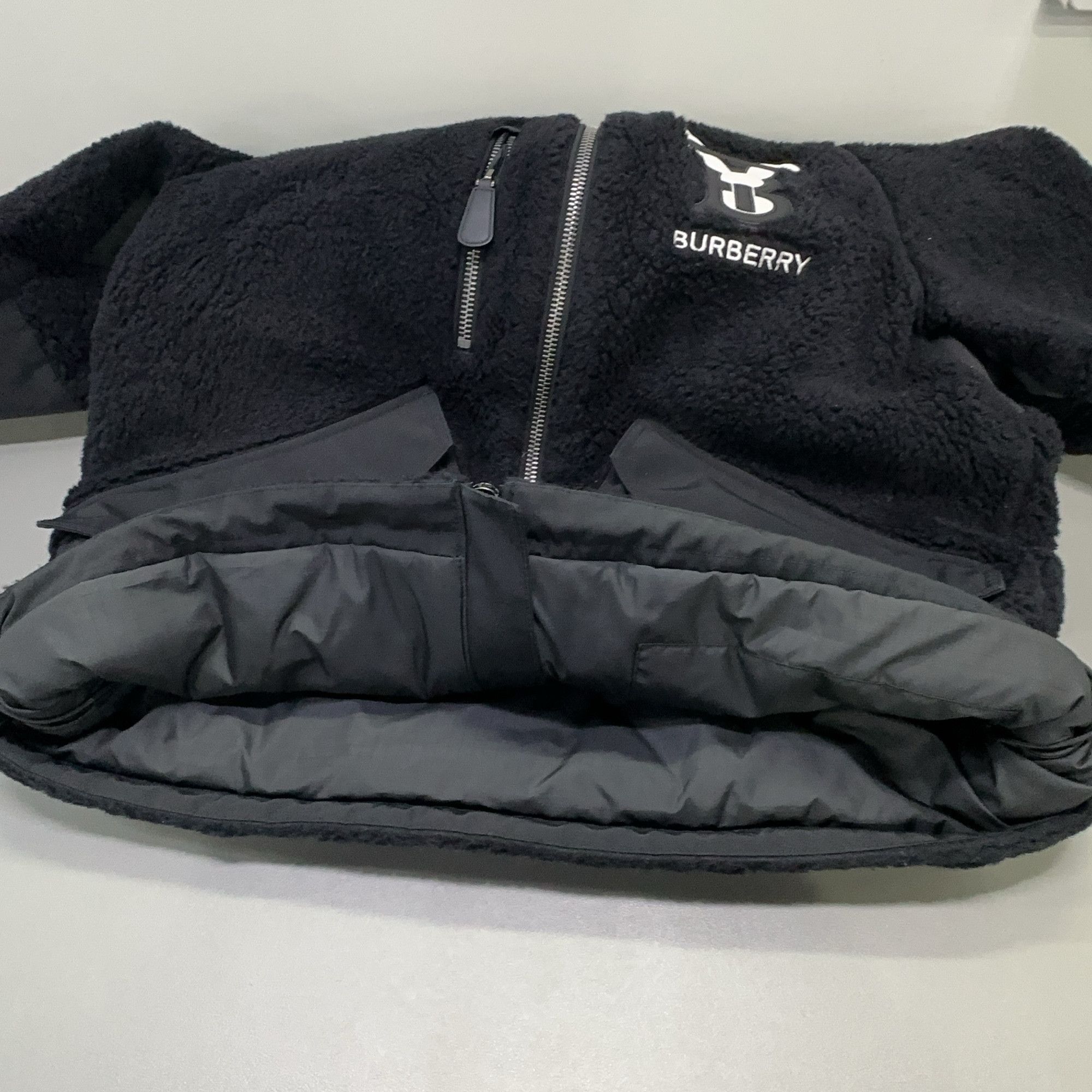 Burberry Burberry Rabbit Appliqué Fleece Jacket Size S Size US S / EU 44-46 / 1 - 7 Thumbnail