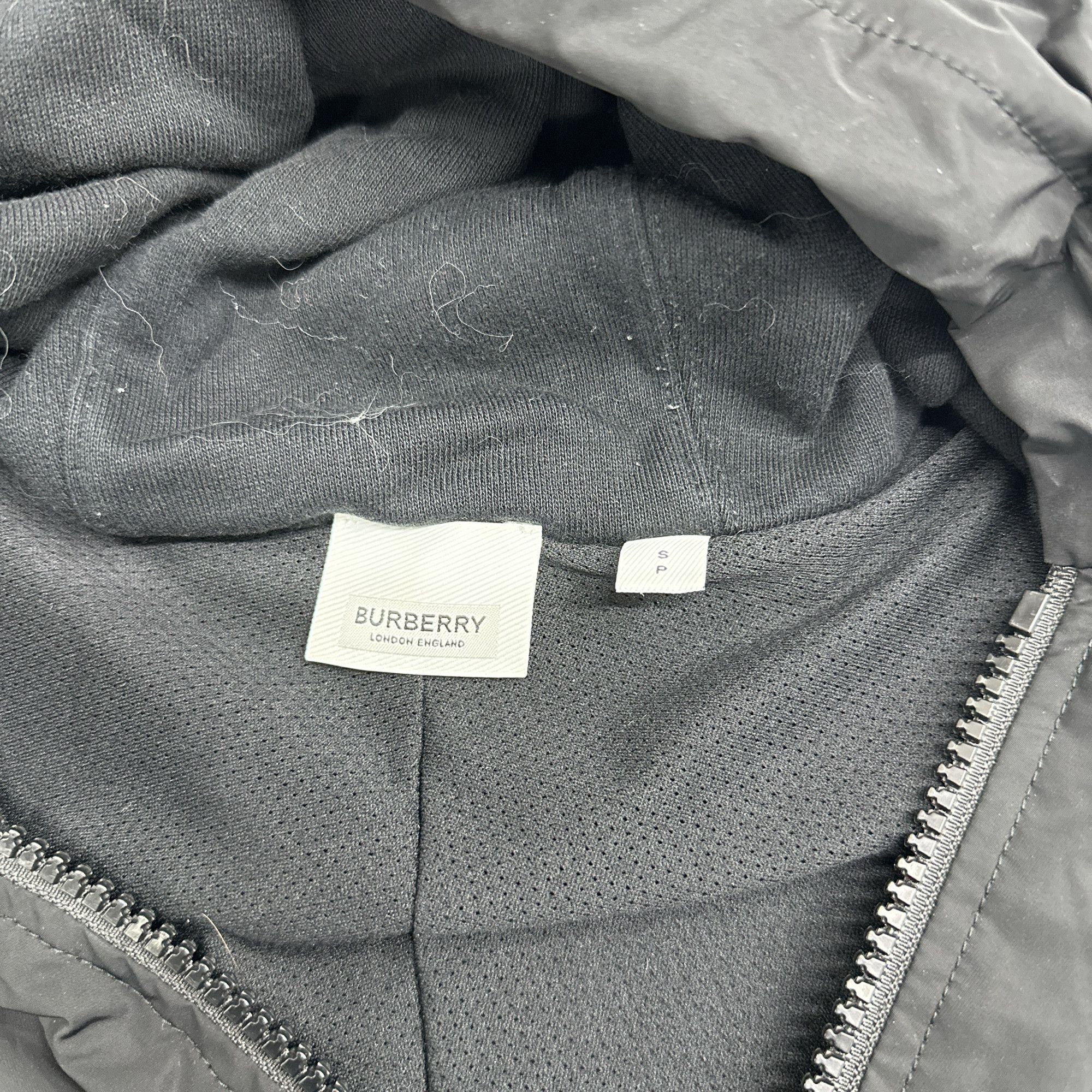 Burberry Burberry Logo Print Hooded Jacket Size S Size US S / EU 44-46 / 1 - 3 Thumbnail