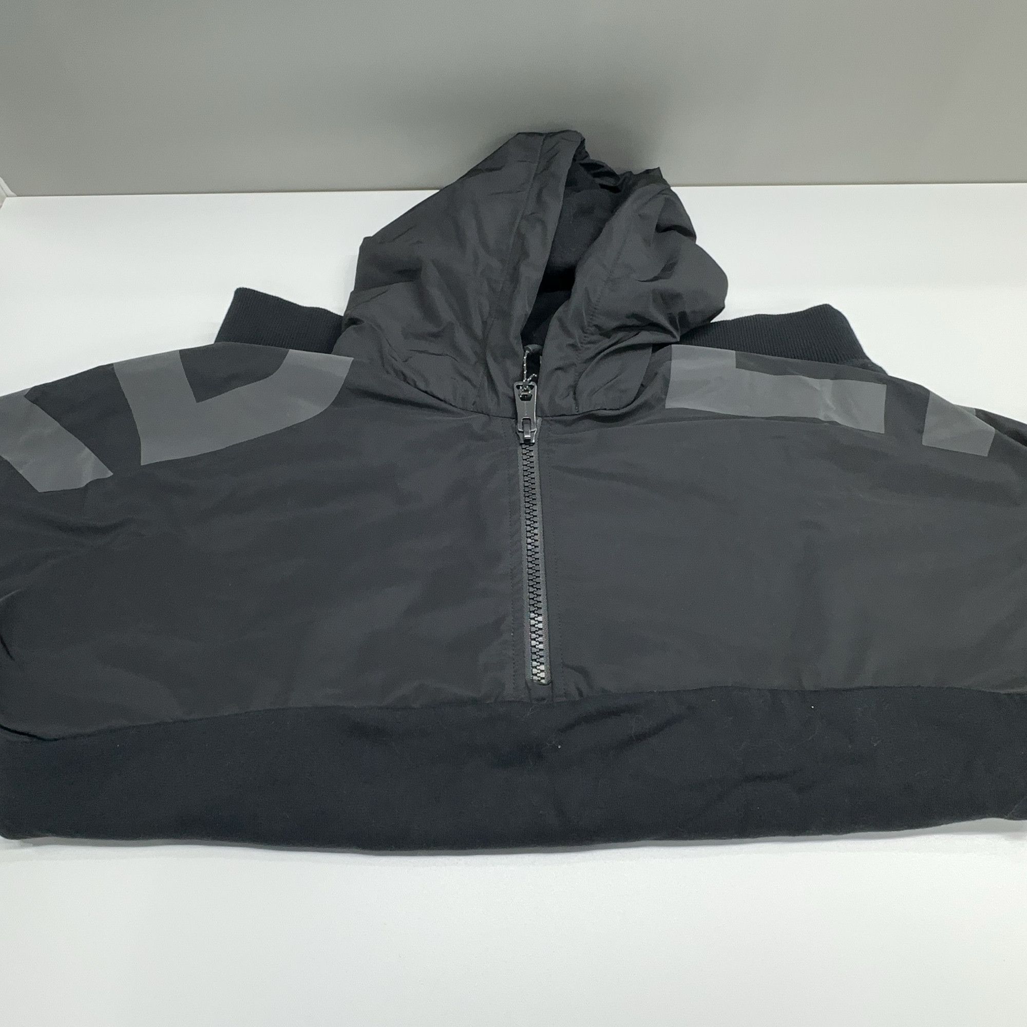 Burberry Burberry Logo Print Hooded Jacket Size S Size US S / EU 44-46 / 1 - 6 Thumbnail
