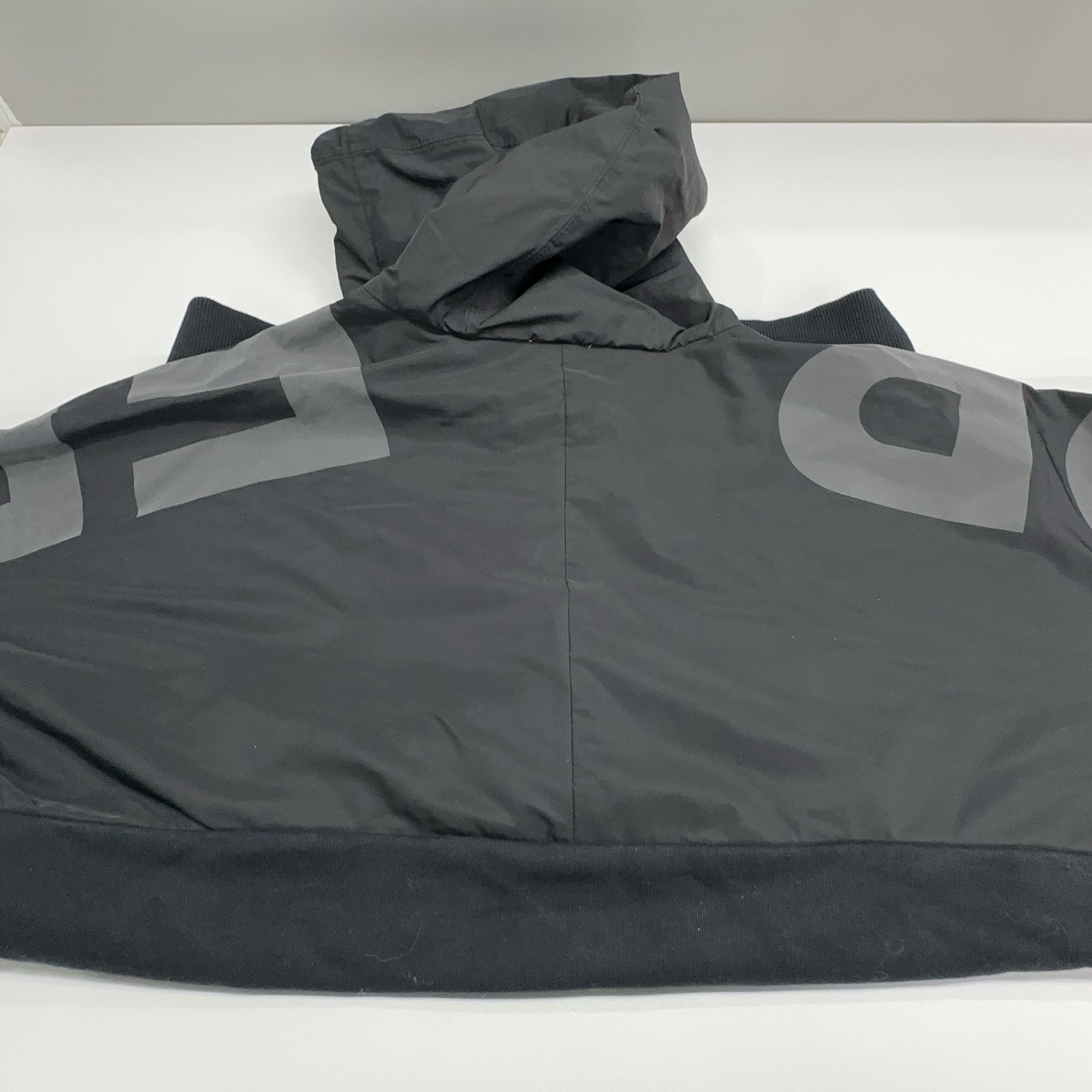 Burberry Burberry Logo Print Hooded Jacket Size S Size US S / EU 44-46 / 1 - 10 Thumbnail