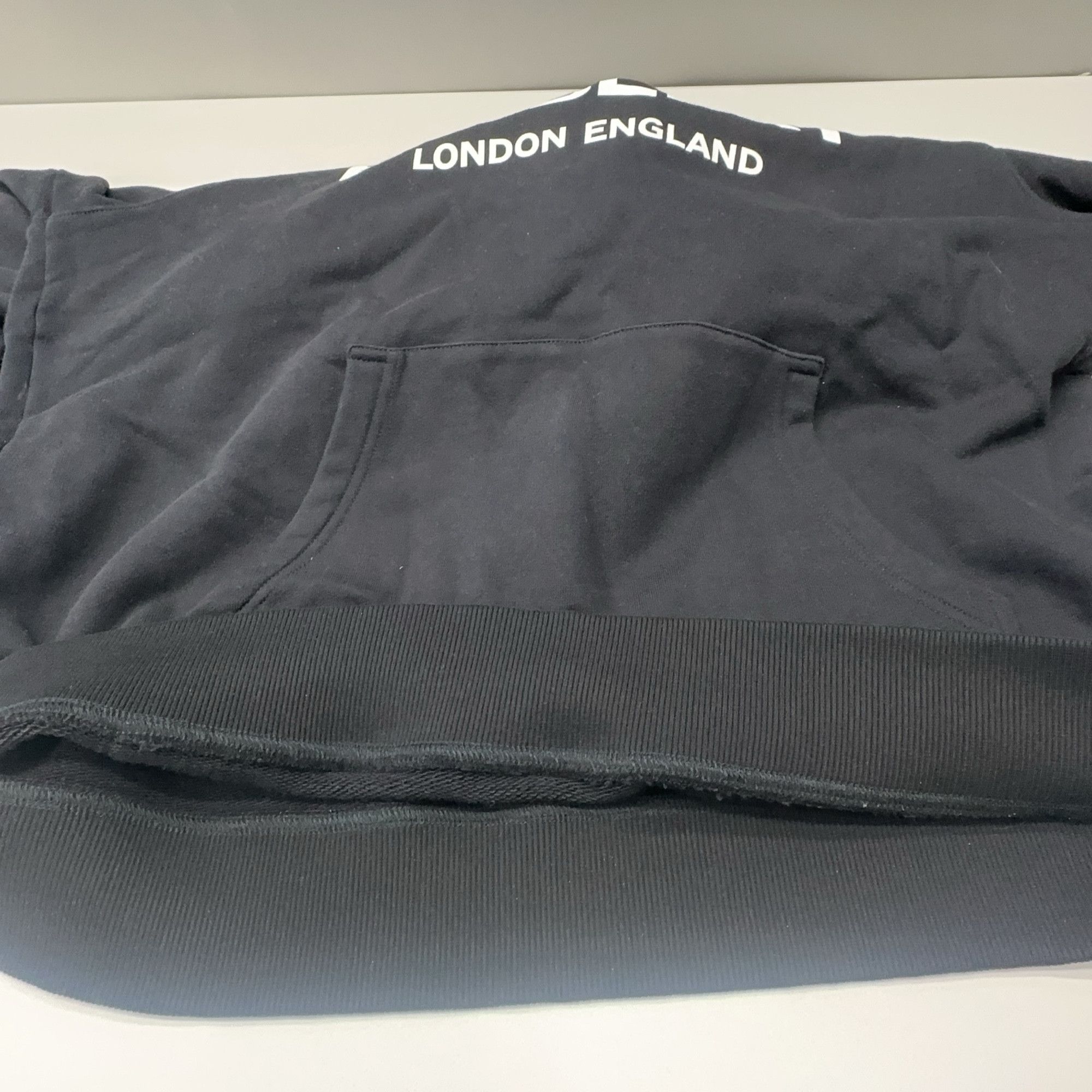 Burberry Burberry Logo Hoodie Size L Size US L / EU 52-54 / 3 - 7 Thumbnail